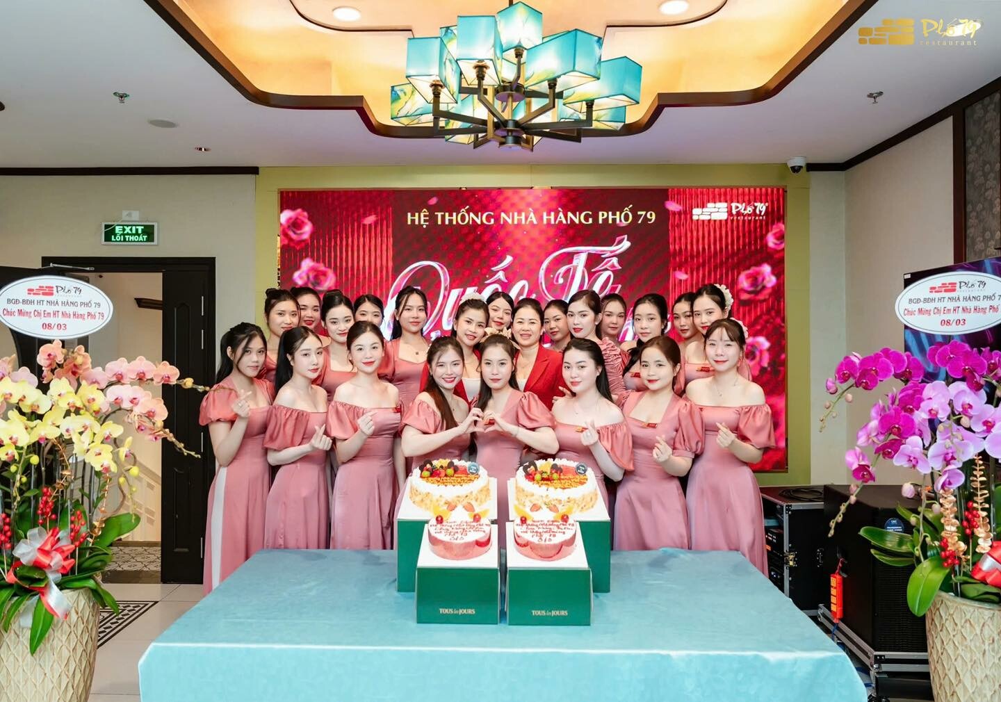 Thương Mại Dịch Vụ Ngân Viên - Nhà hàng phố 79 12