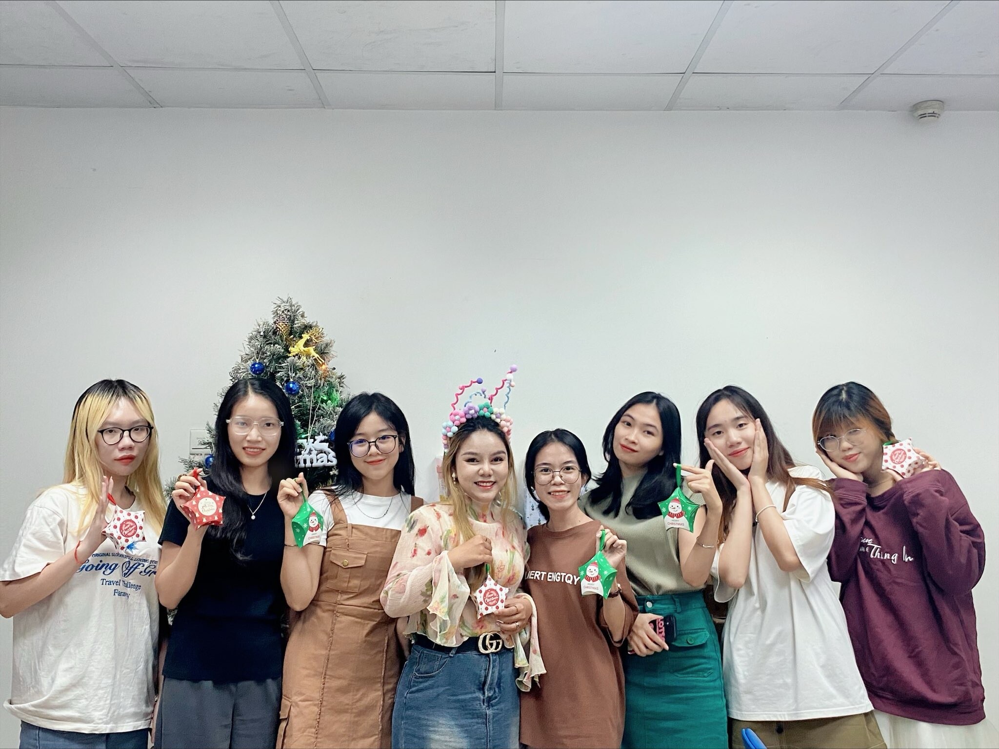 CÔNG TY TNHH TOS - TopOnSeek 12