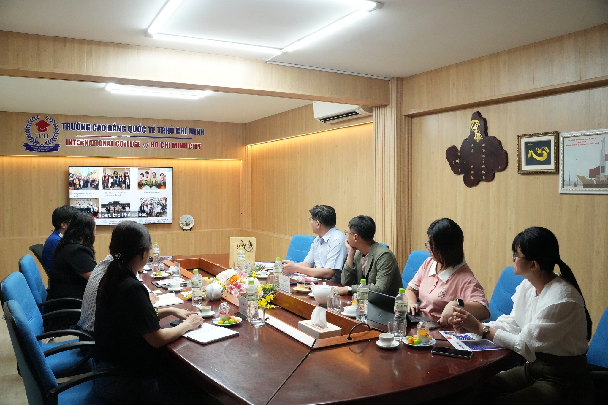 Trường Cao Đẳng Quốc Tế TPHCM 12