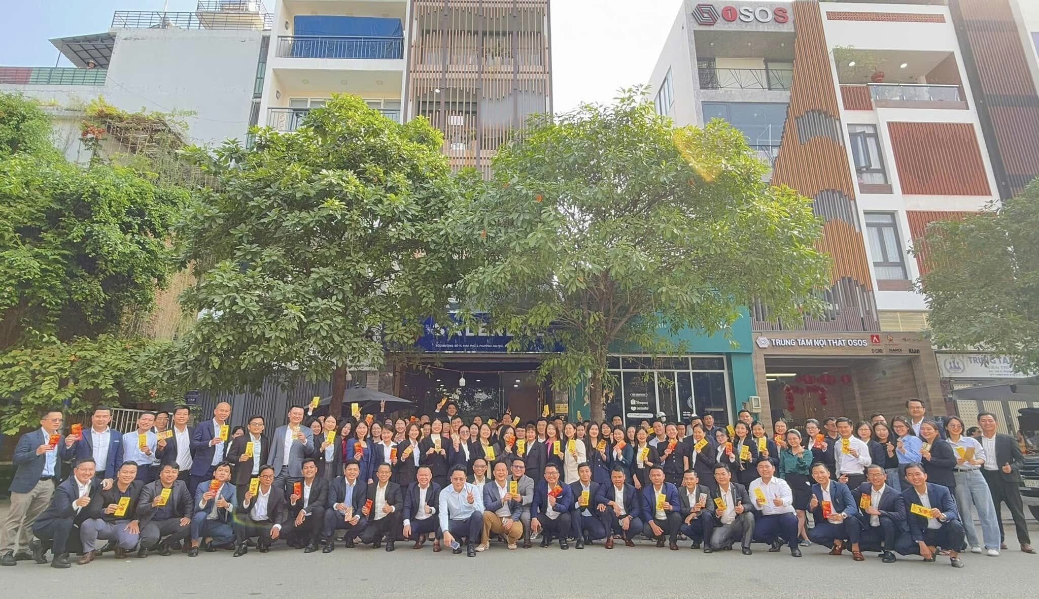 SALEREAL INVESTMENT 4