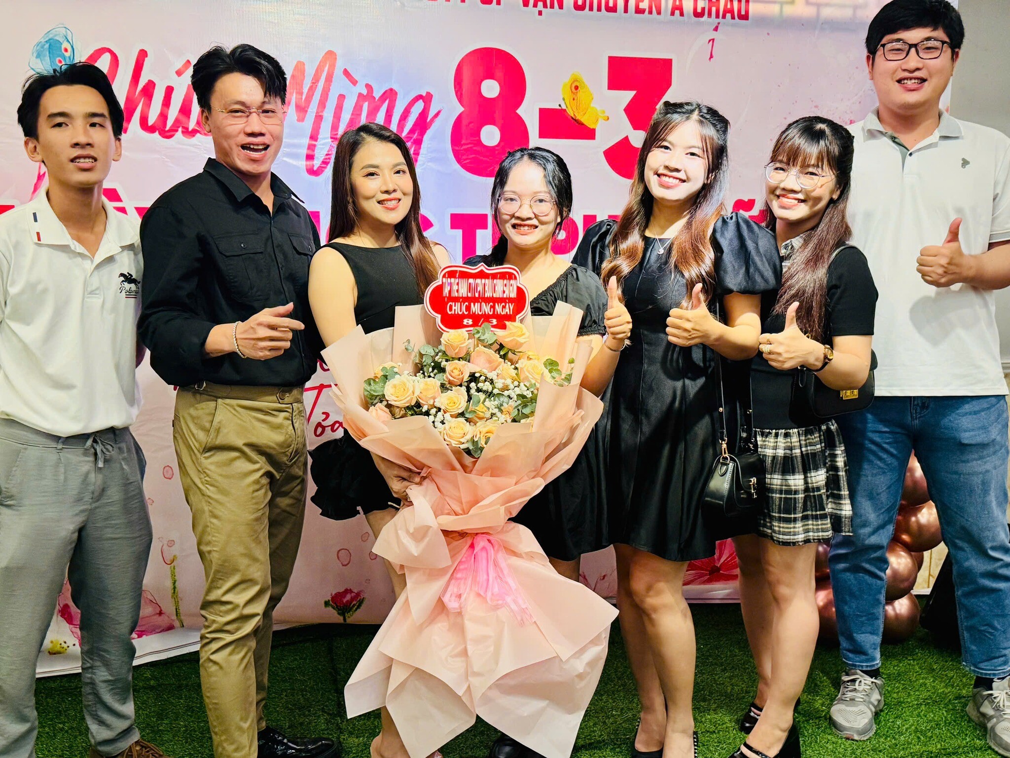 Vận Chuyển Á Châu 10