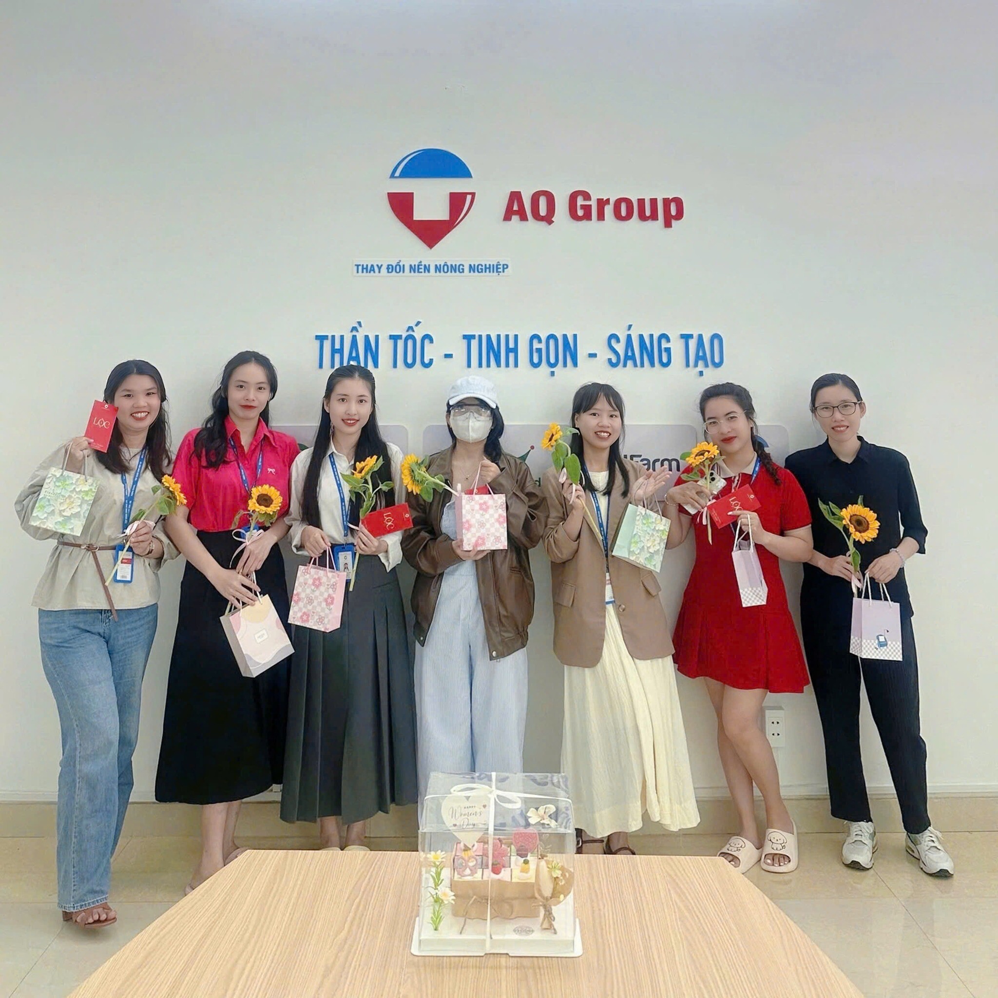 SẢN PHẨM SINH HỌC AQ 10