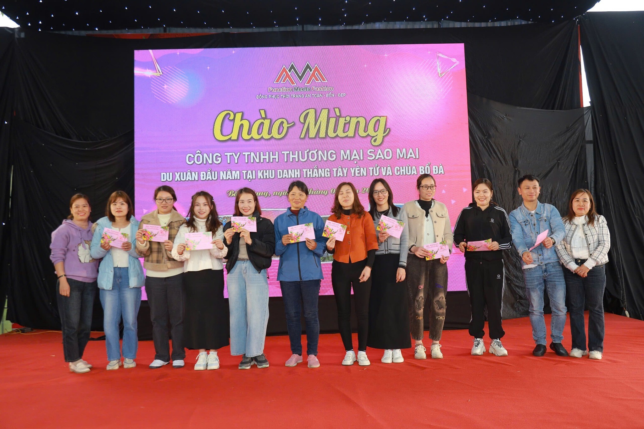 Thương Mại Sao Mai - Đồng phục thời trang FMF 8