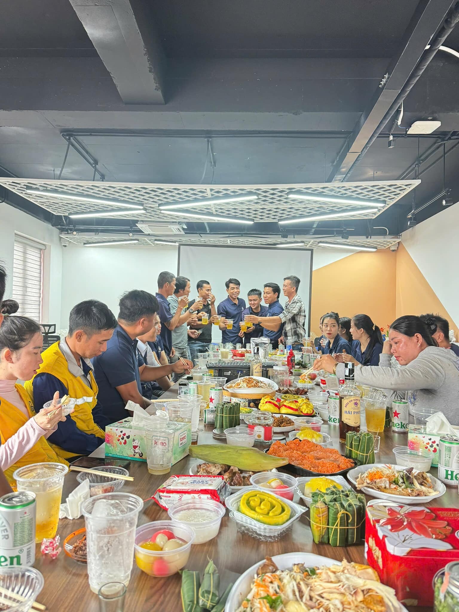 Thiết Kế Và Xây Dựng Đông NAM 6