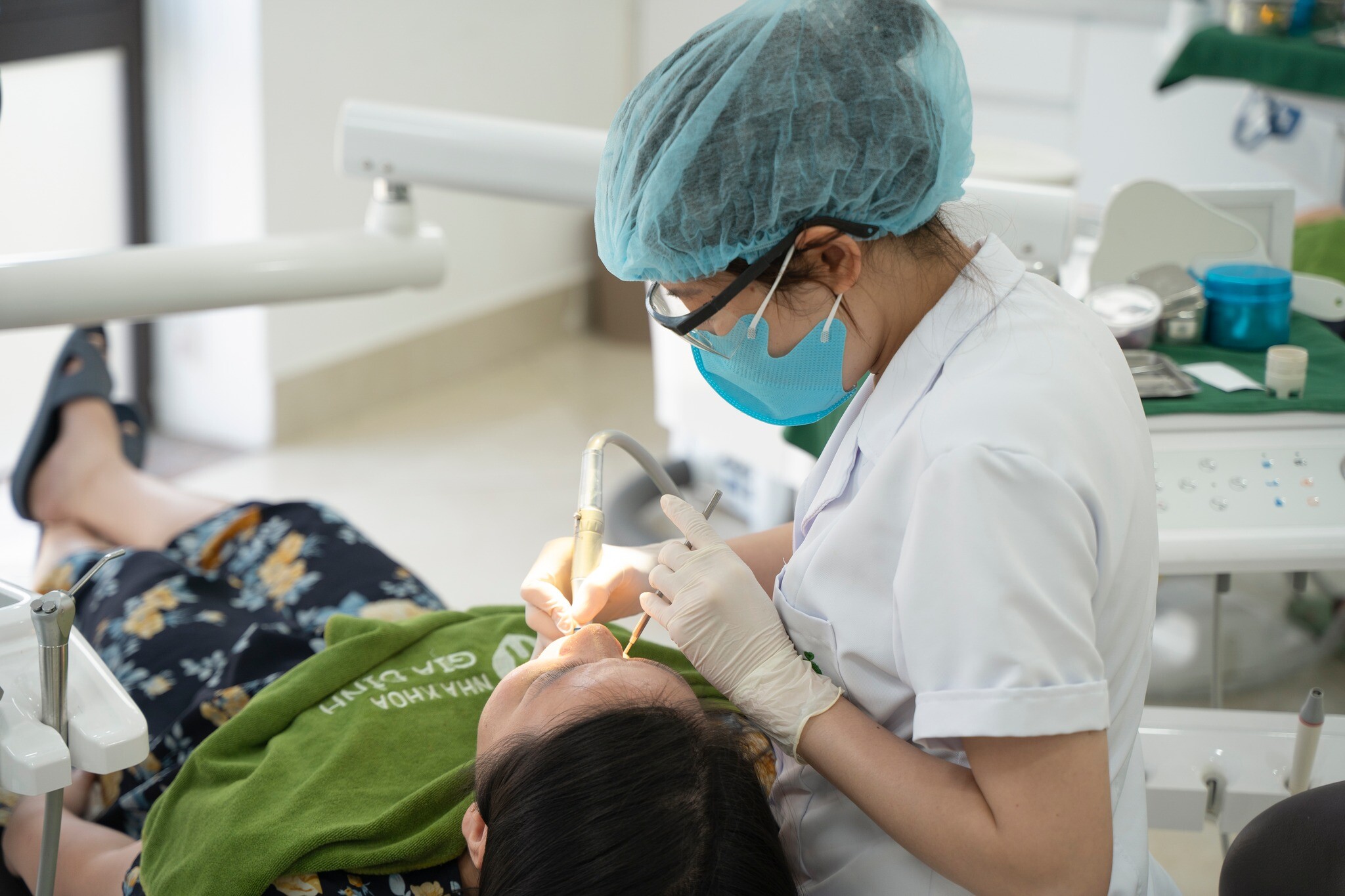 Nha Khoa Gia Đình 11