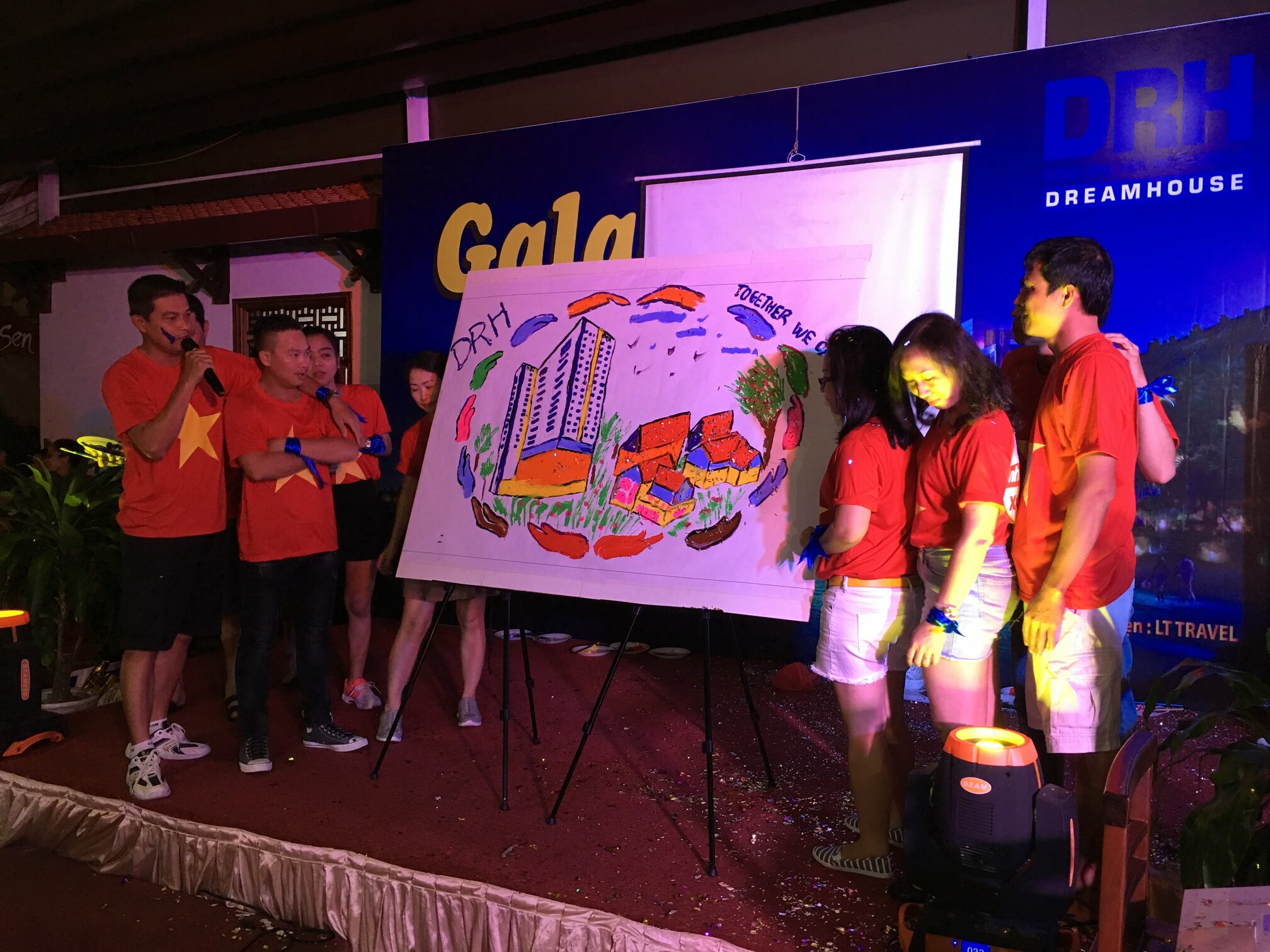 Công ty CP DRH Holdings 9