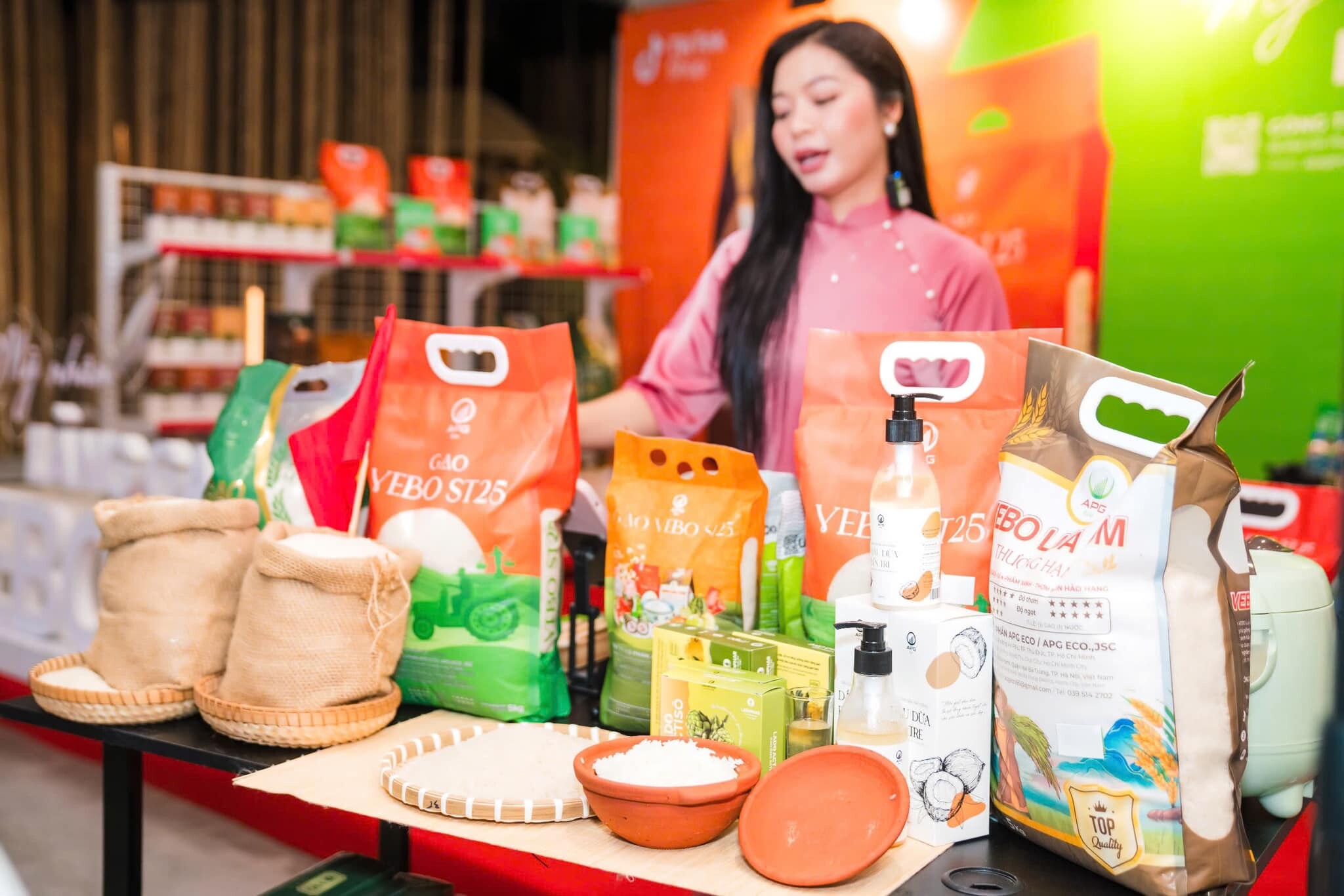 Công Ty Cổ Phần Apg Eco 2