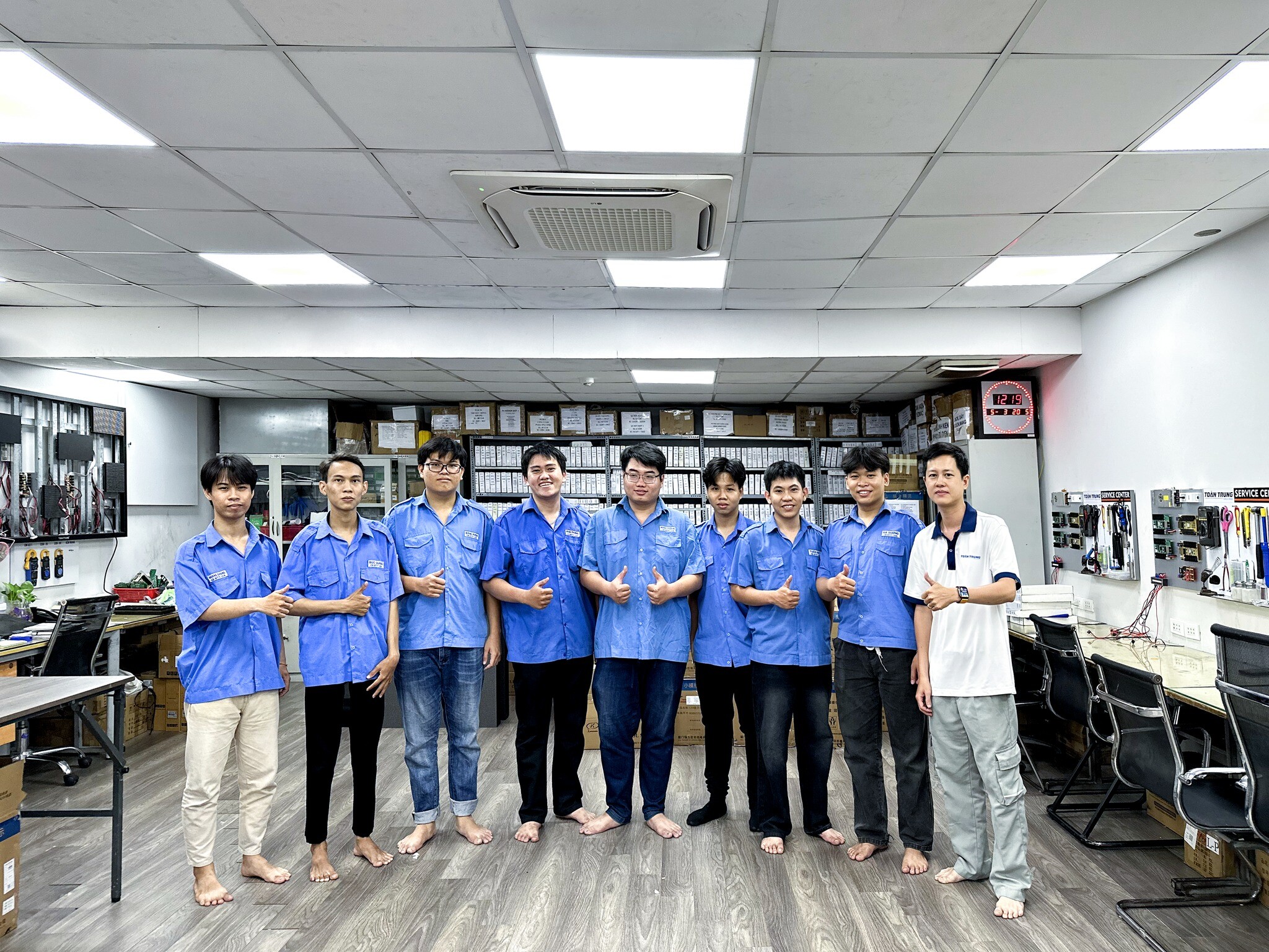 Điện Tử Viễn Thông Toàn Trung 10