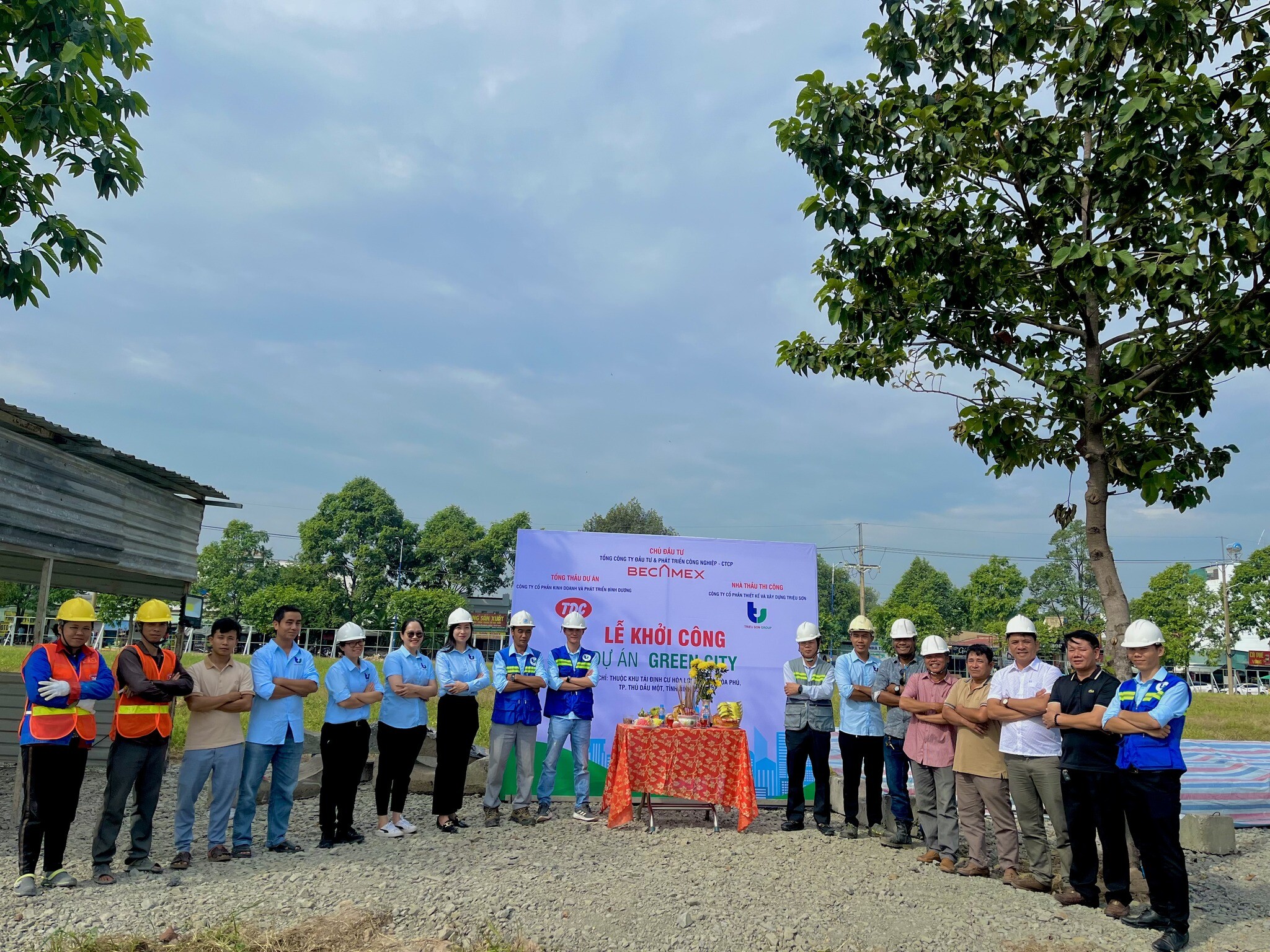 Thiết Kế Và Xây Dựng Triệu Sơn 6