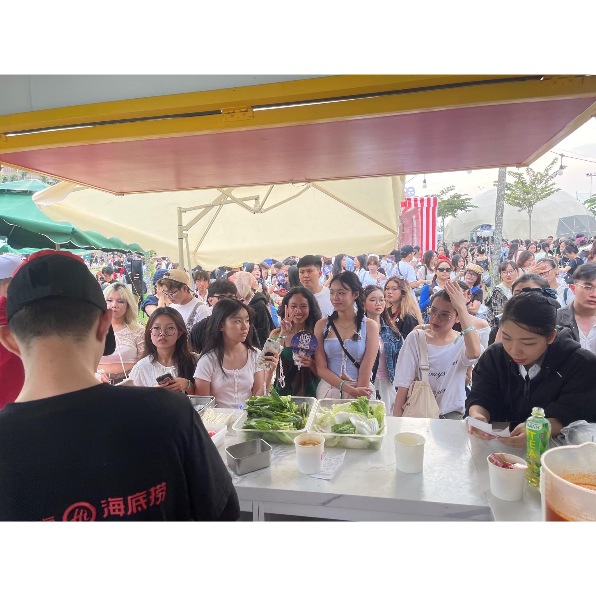 Hai di lao Holdings - Nhà hàng lẩu Haidilao 10