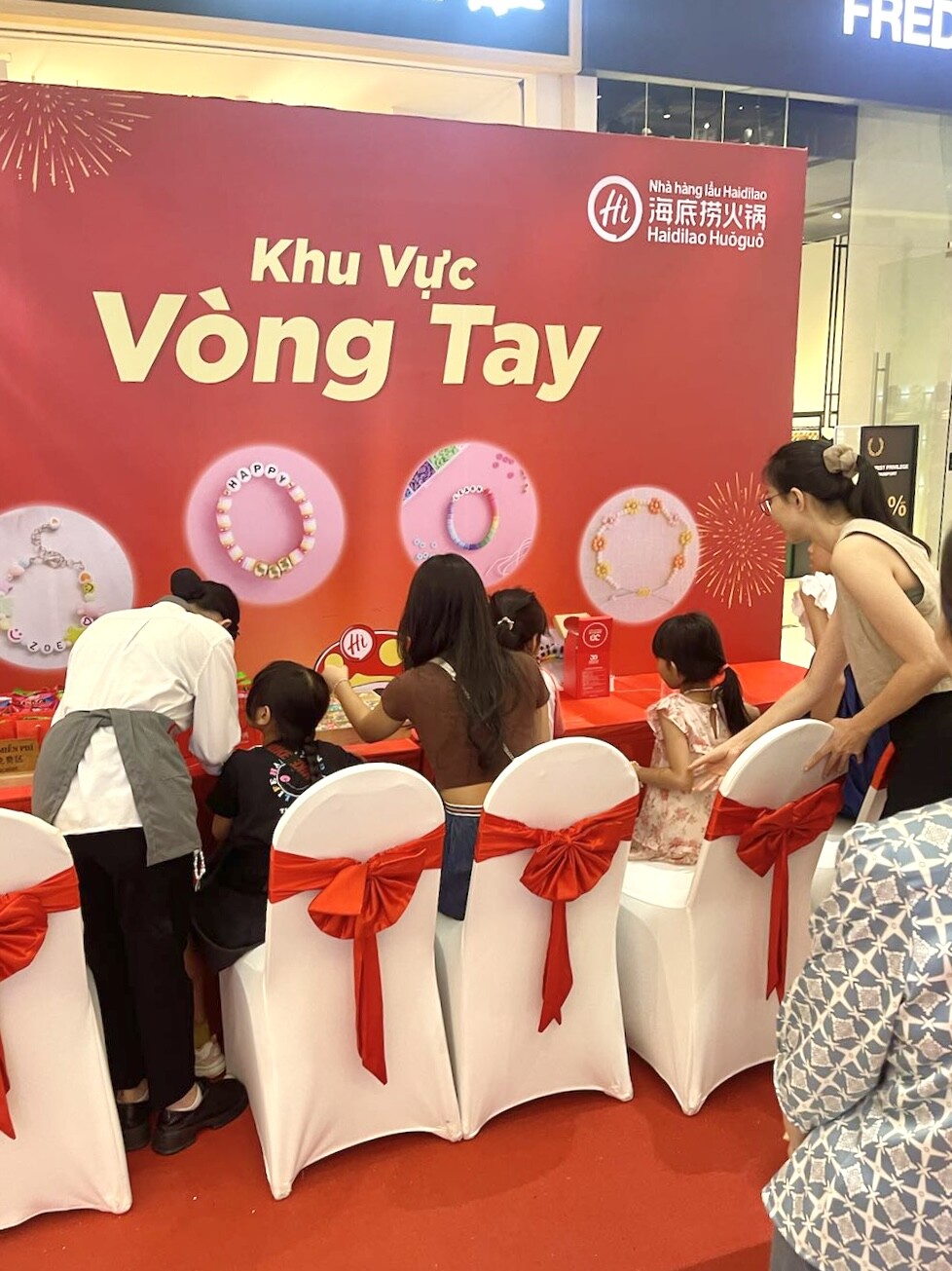 Hai di lao Holdings - Nhà hàng lẩu Haidilao 5