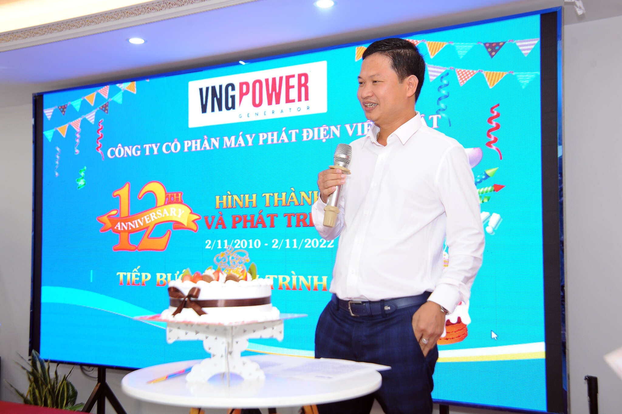 MÁY PHÁT ĐIỆN VIỆT NHẬT 2