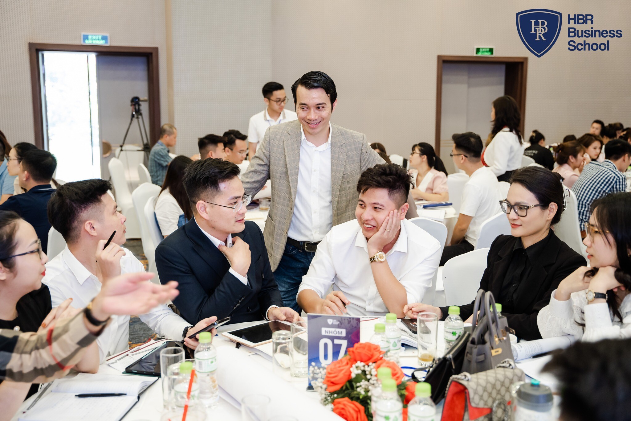 Trường Doanh Nhân HBR 8