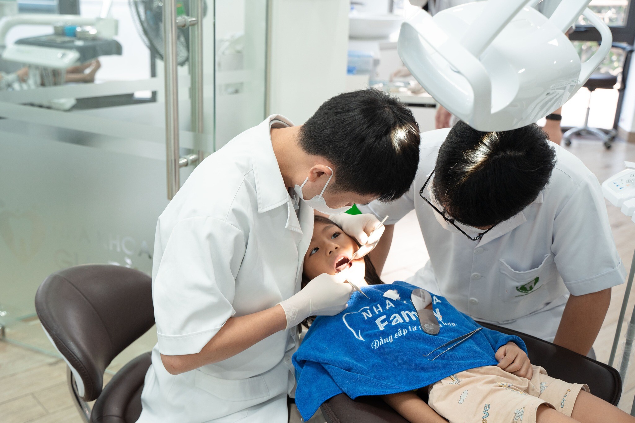 Nha Khoa Gia Đình 9