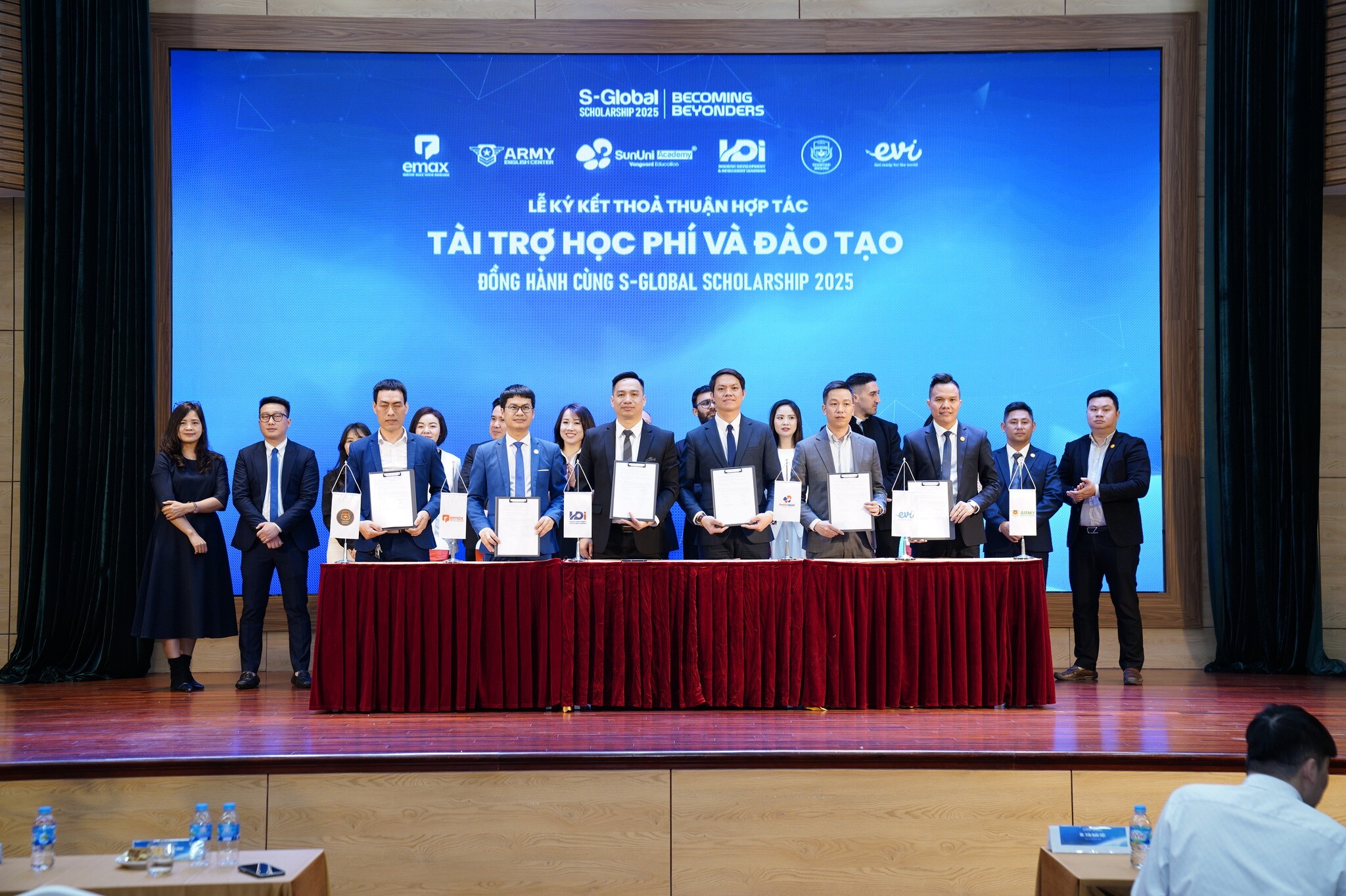 Giáo Dục Army Việt Nam 9