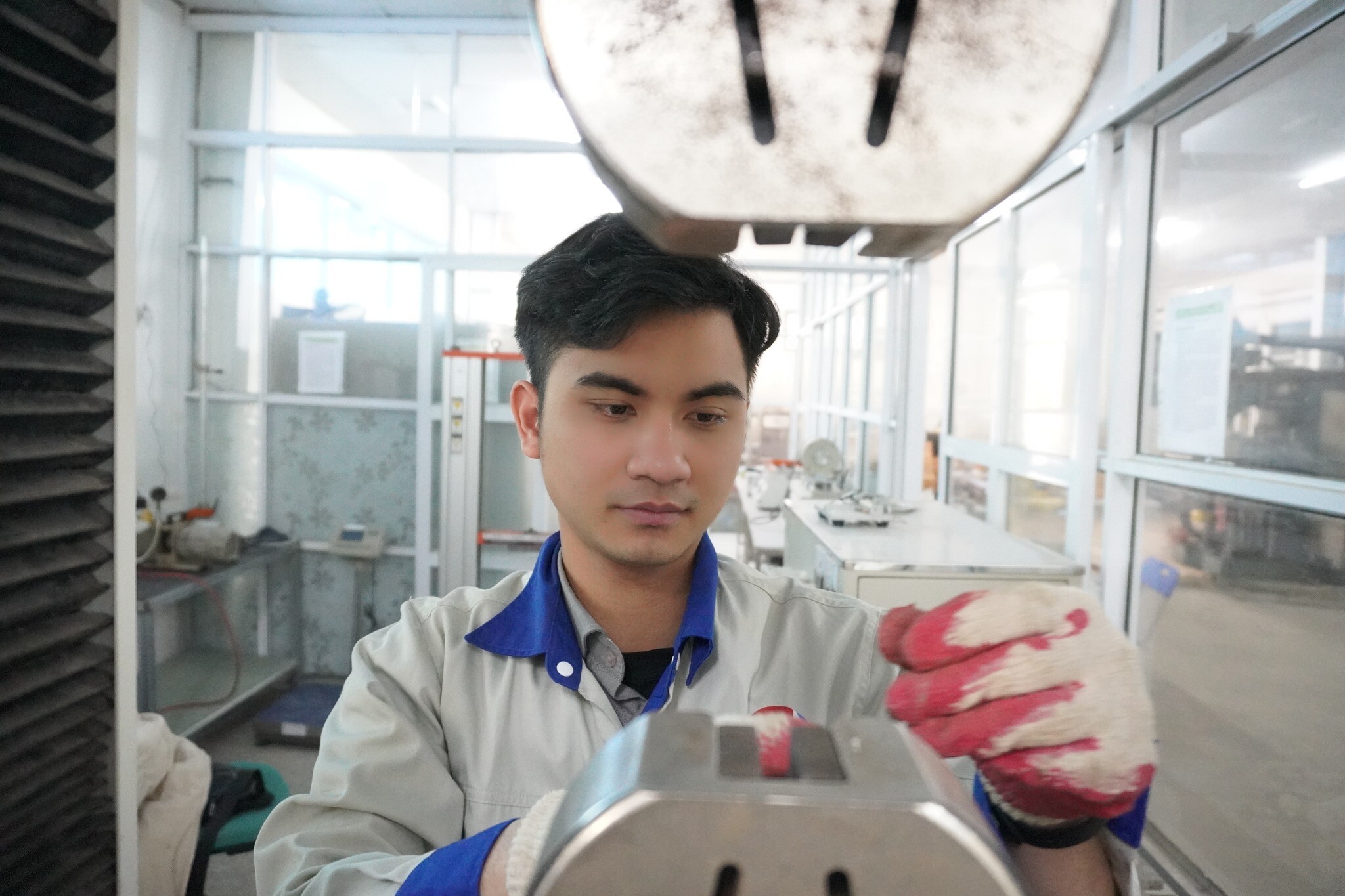 Chứng Nhận Và Thử Nghiệm OPACONTROL 4