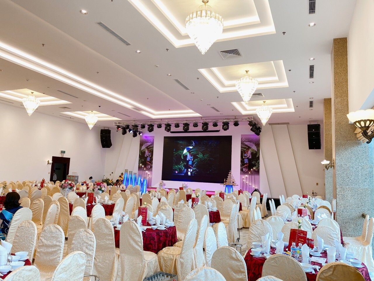 DU LỊCH SÀI GÒN - QUY NHƠN 2