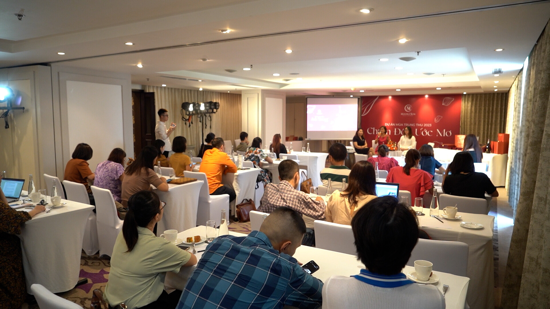 Dịch Vụ Thương Mại Và Đầu Tư Nhật Nguyệt 7