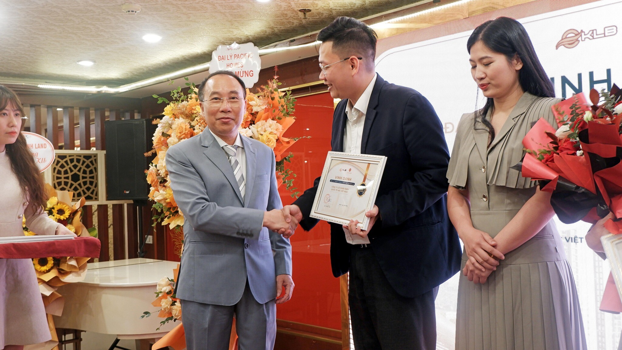 QUẢN LÝ BẤT ĐỘNG SẢN FELIZ HOMES 10