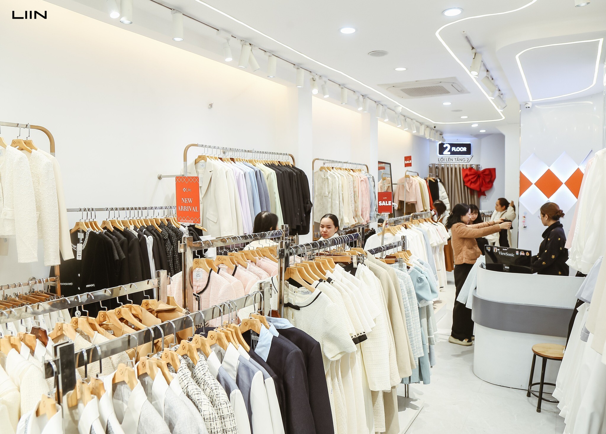 Thời Trang L.ii.n Clothing 1