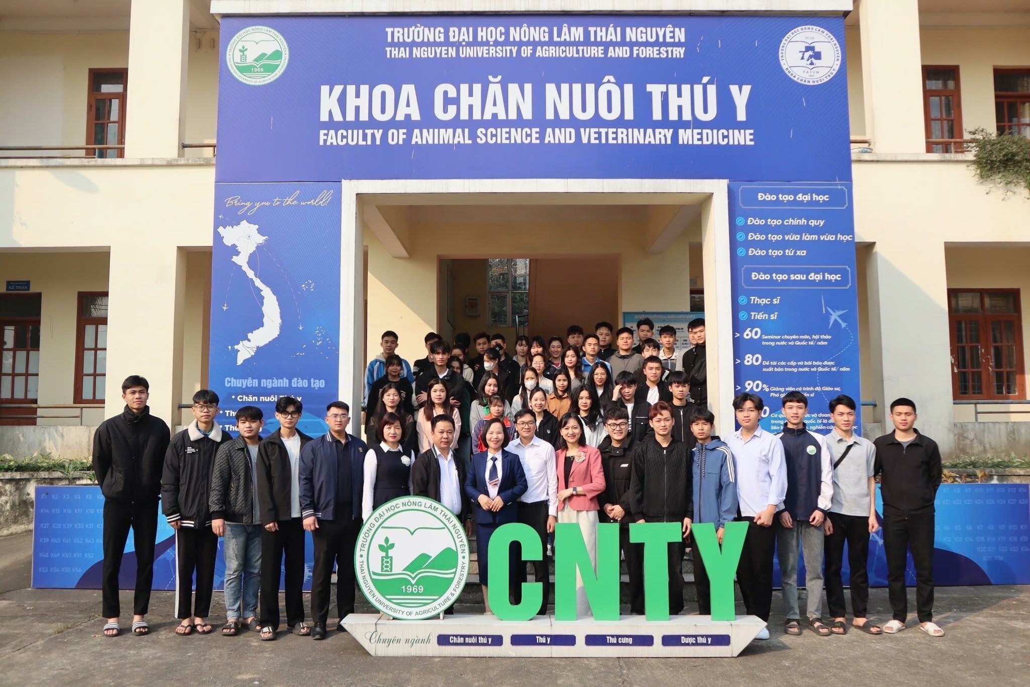 HẠT GIỐNG C.P VIỆT NAM 4