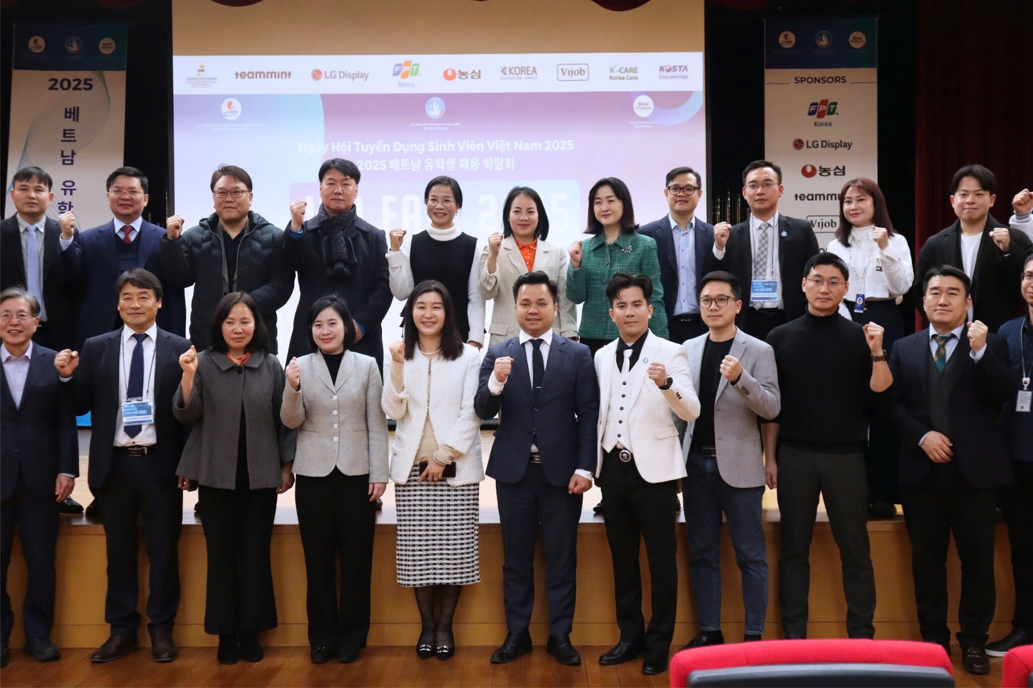 THƯƠNG MẠI VÀ DỊCH VỤ QUỐC TẾ VKLINKS 1