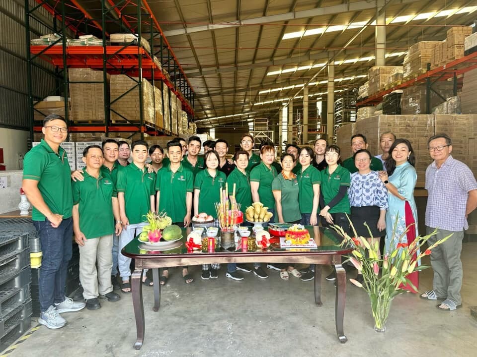 SẢN XUẤT CÔNG NGHIỆP QUỐC TẾ ĐẠT THÀNH 4