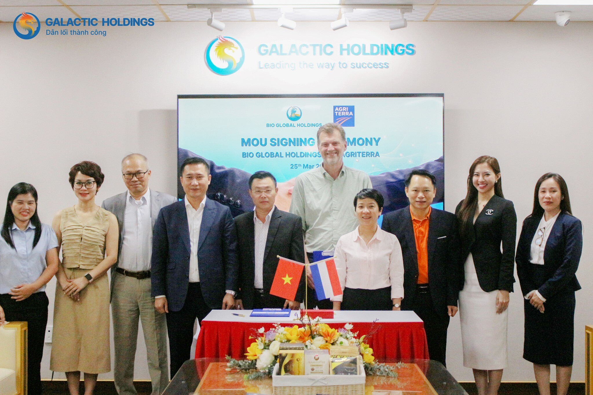 CÔNG TY CỔ PHẦN GALACTIC HODLINGS 8