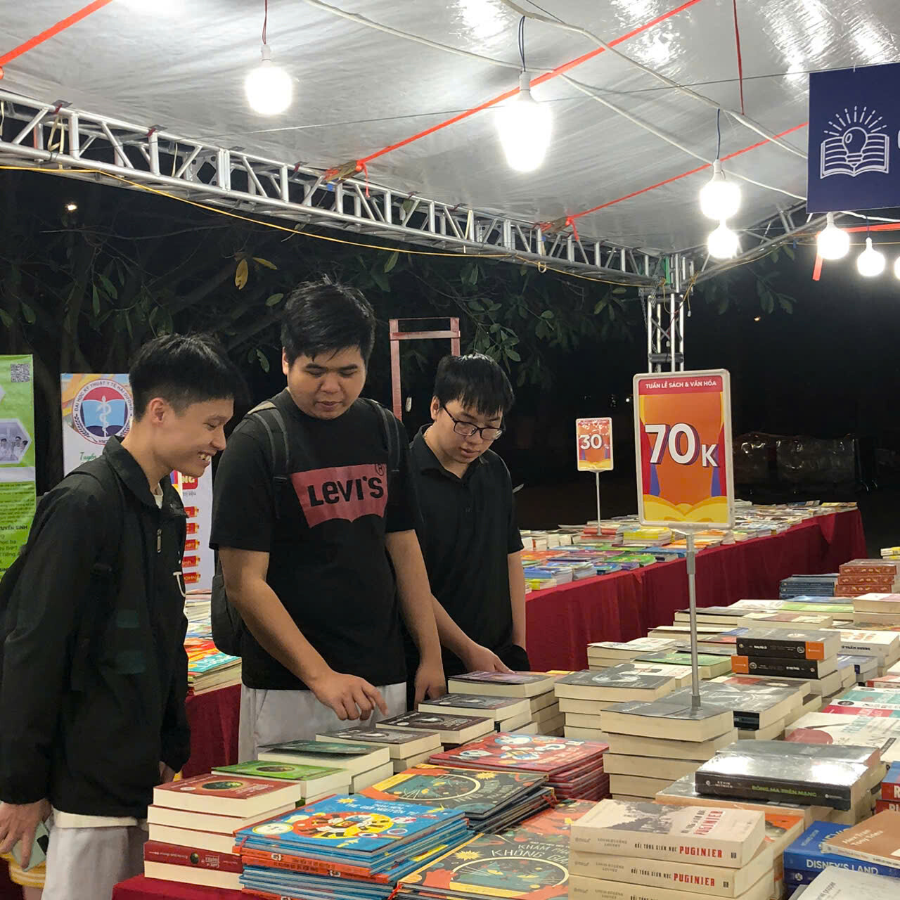 Công ty cổ phần truyền thông Trạm đọc 9