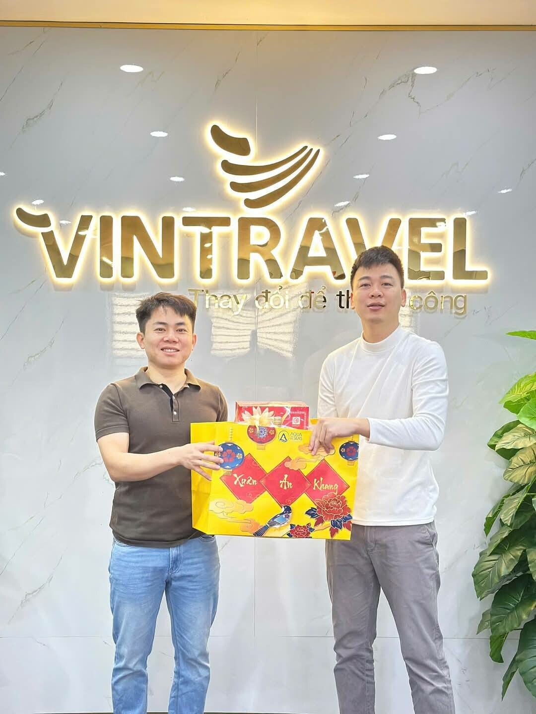 DU LỊCH VÀ SỰ KIỆN VINTRAVEL 1