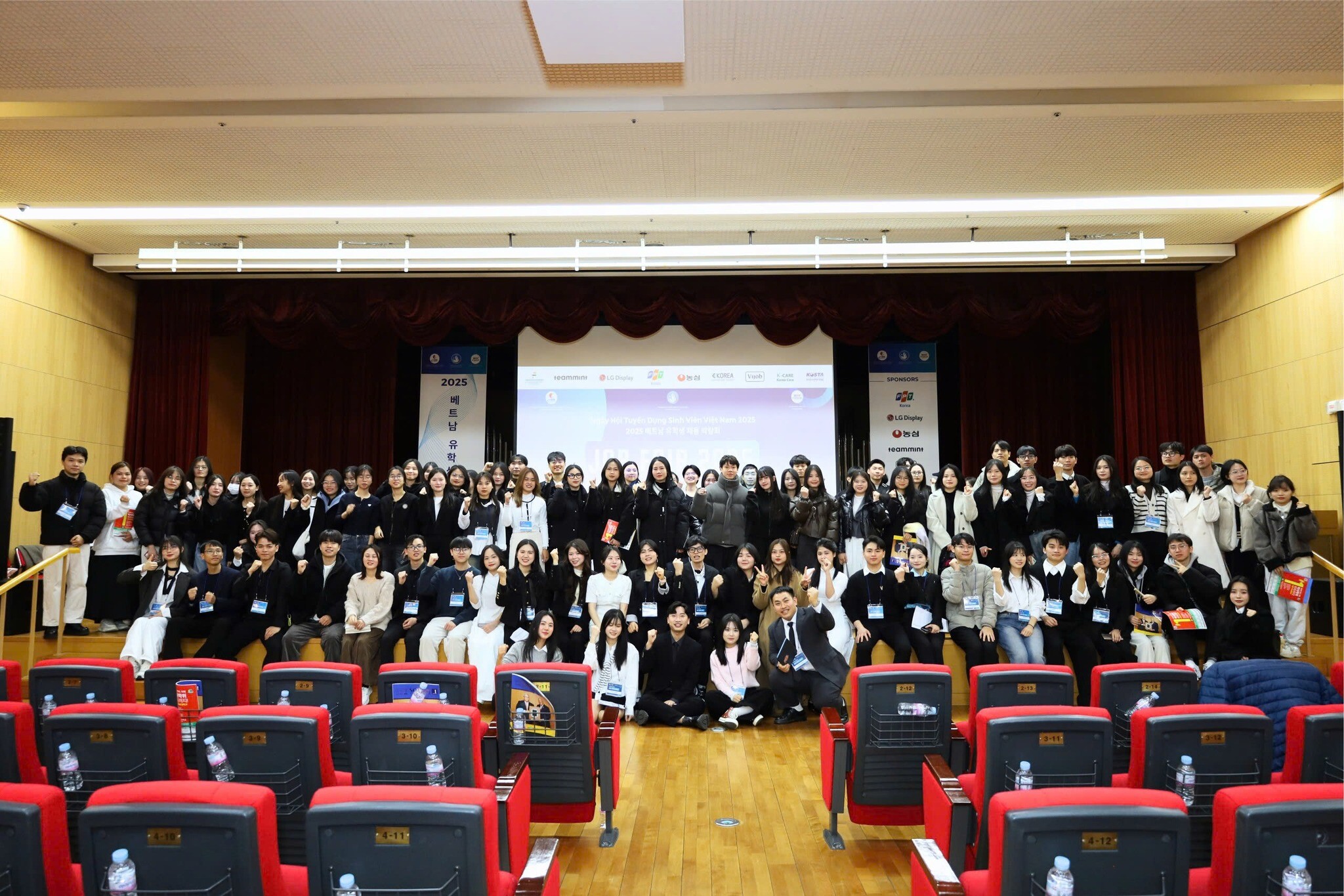 THƯƠNG MẠI VÀ DỊCH VỤ QUỐC TẾ VKLINKS 5