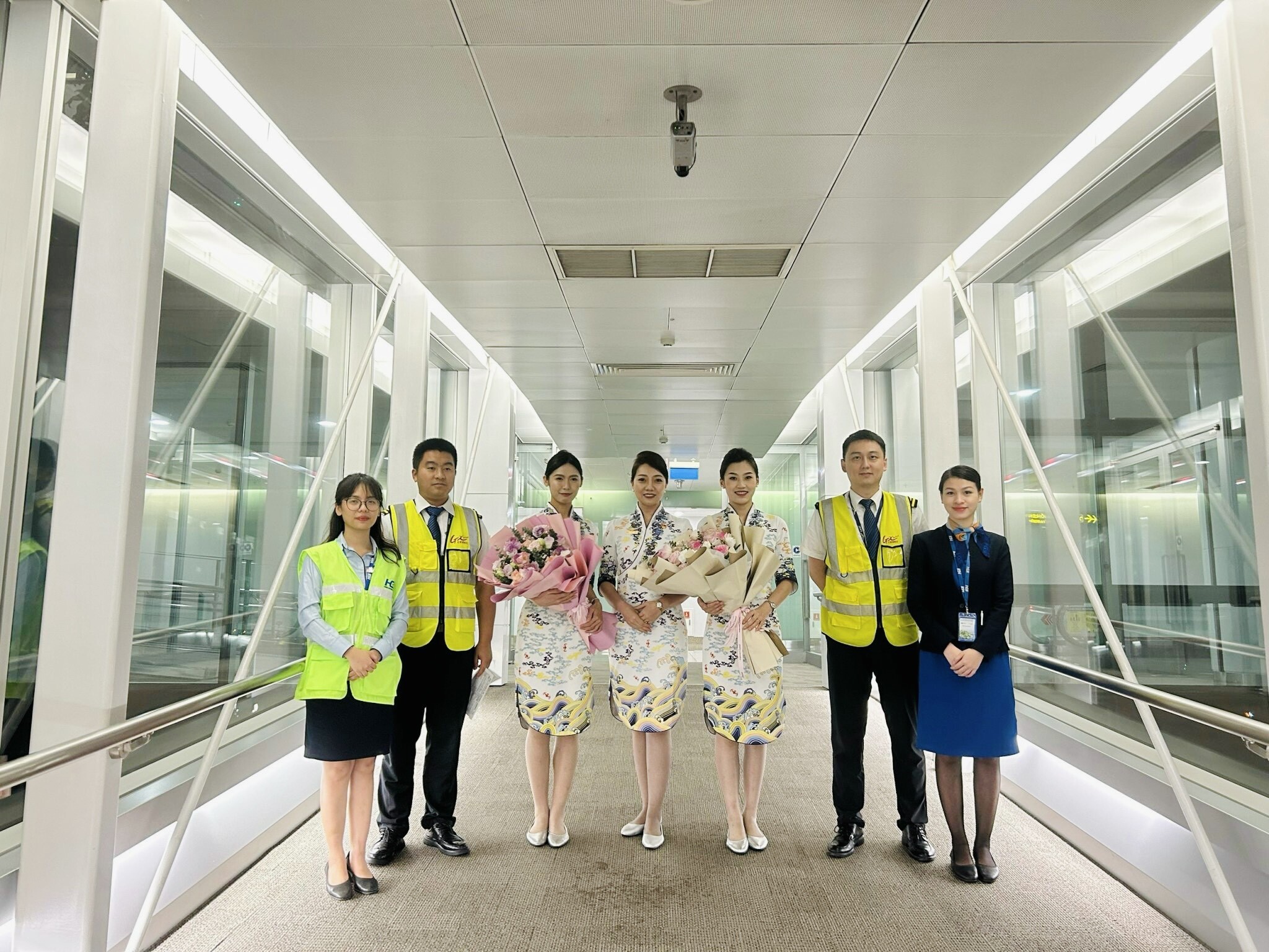 Công Ty Cổ Phần Phục Vụ Mặt Đất Hà Nội 9