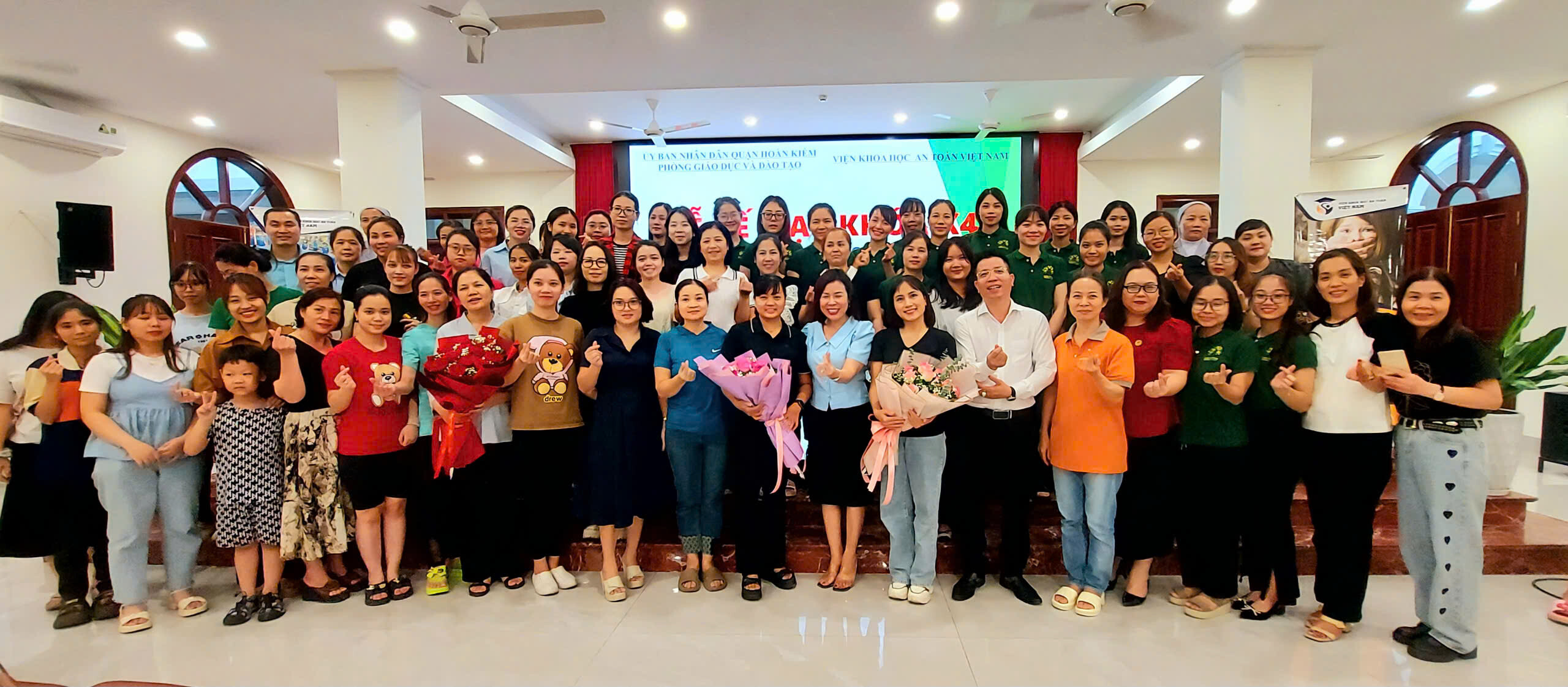 Viện Khoa Học An Toàn Việt Nam 9