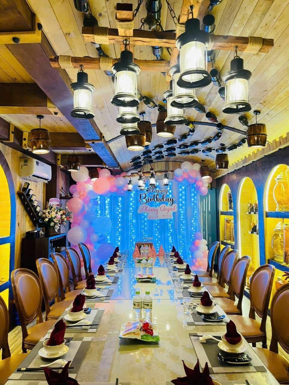 Quảng Xuân Restaurants 5