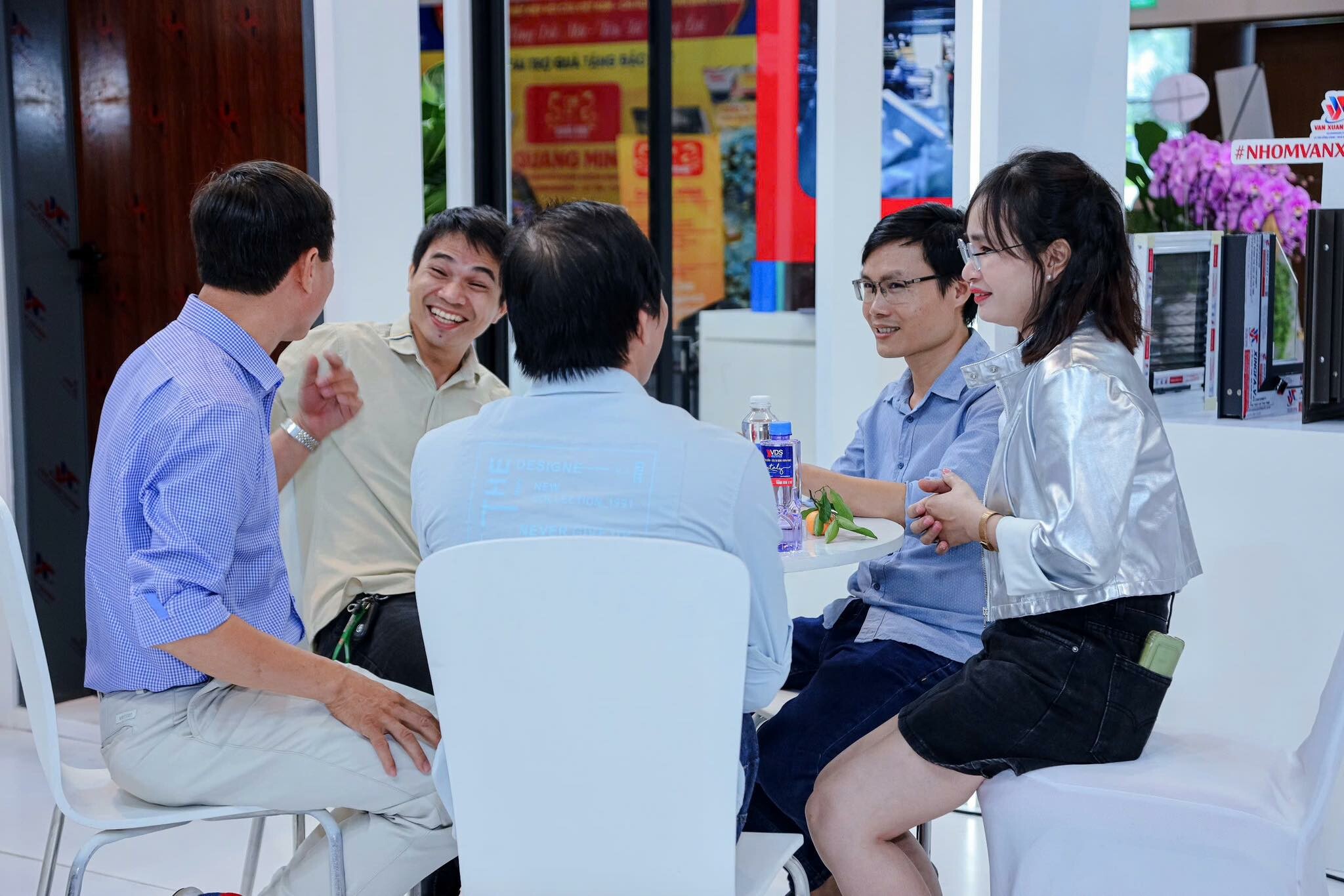 Nhôm Vạn Xuân Thành 8