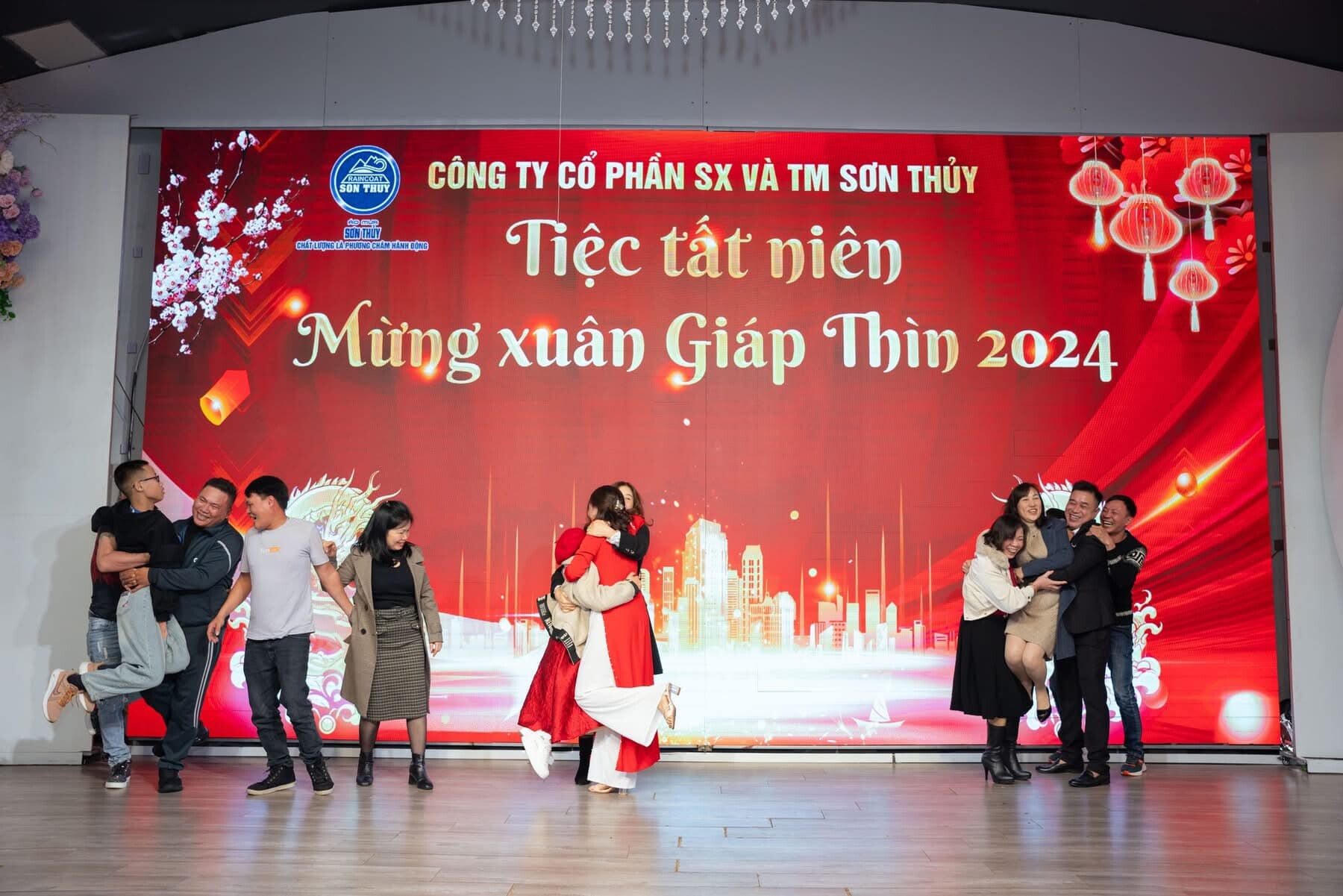 SẢN XUẤT VÀ THƯƠNG MẠI SƠN THỦY 7