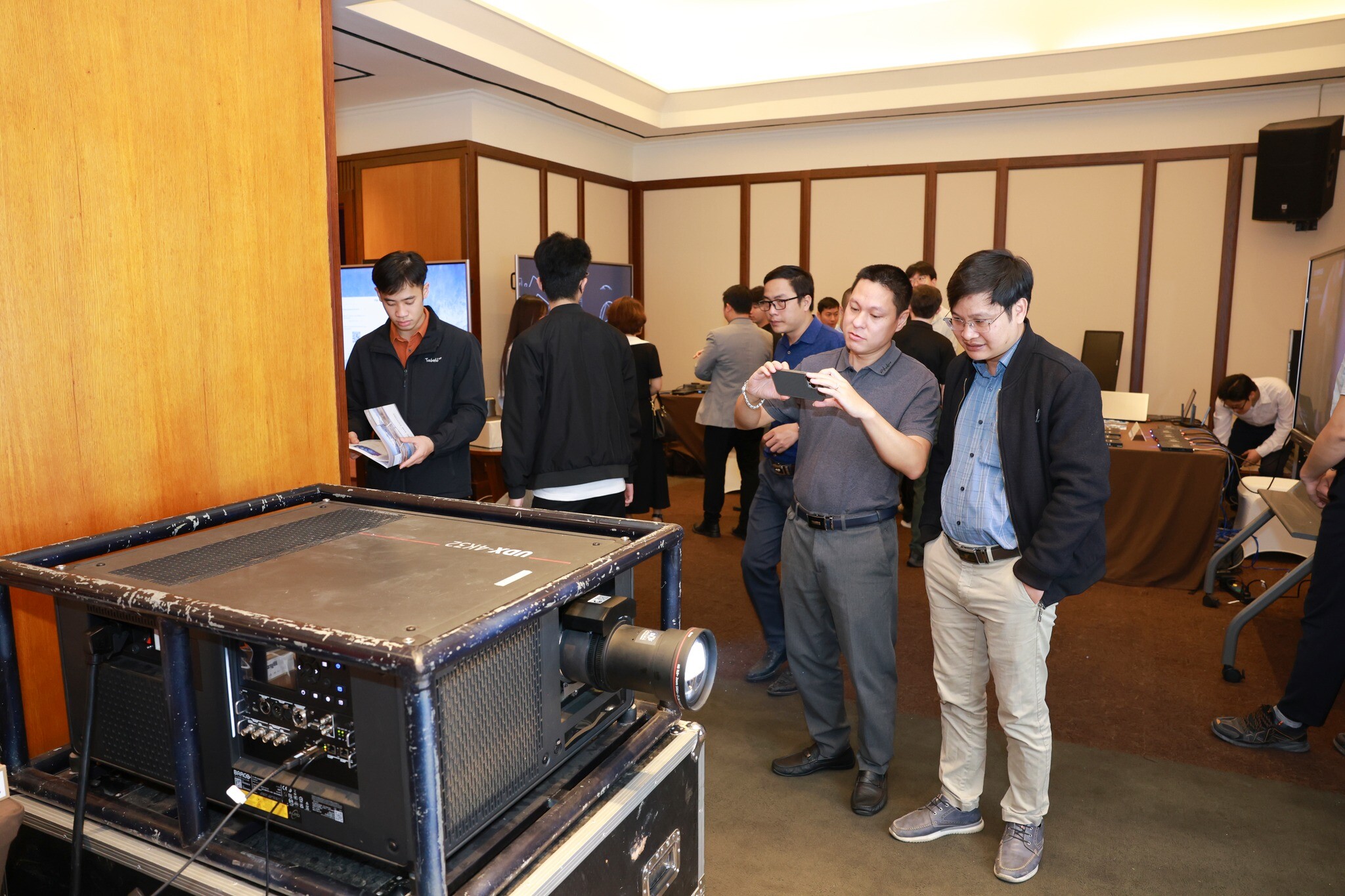 ZHEJIANG UNIVIEW TECHNOLOGIES CO.,LTD 8