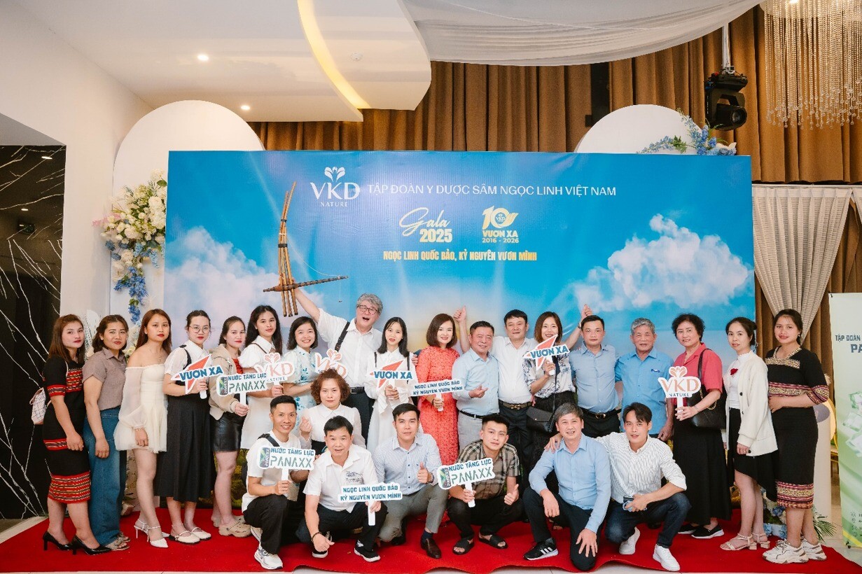 TẬP ĐOÀN Y DƯỢC SÂM NGỌC LINH VIỆT NAM 9