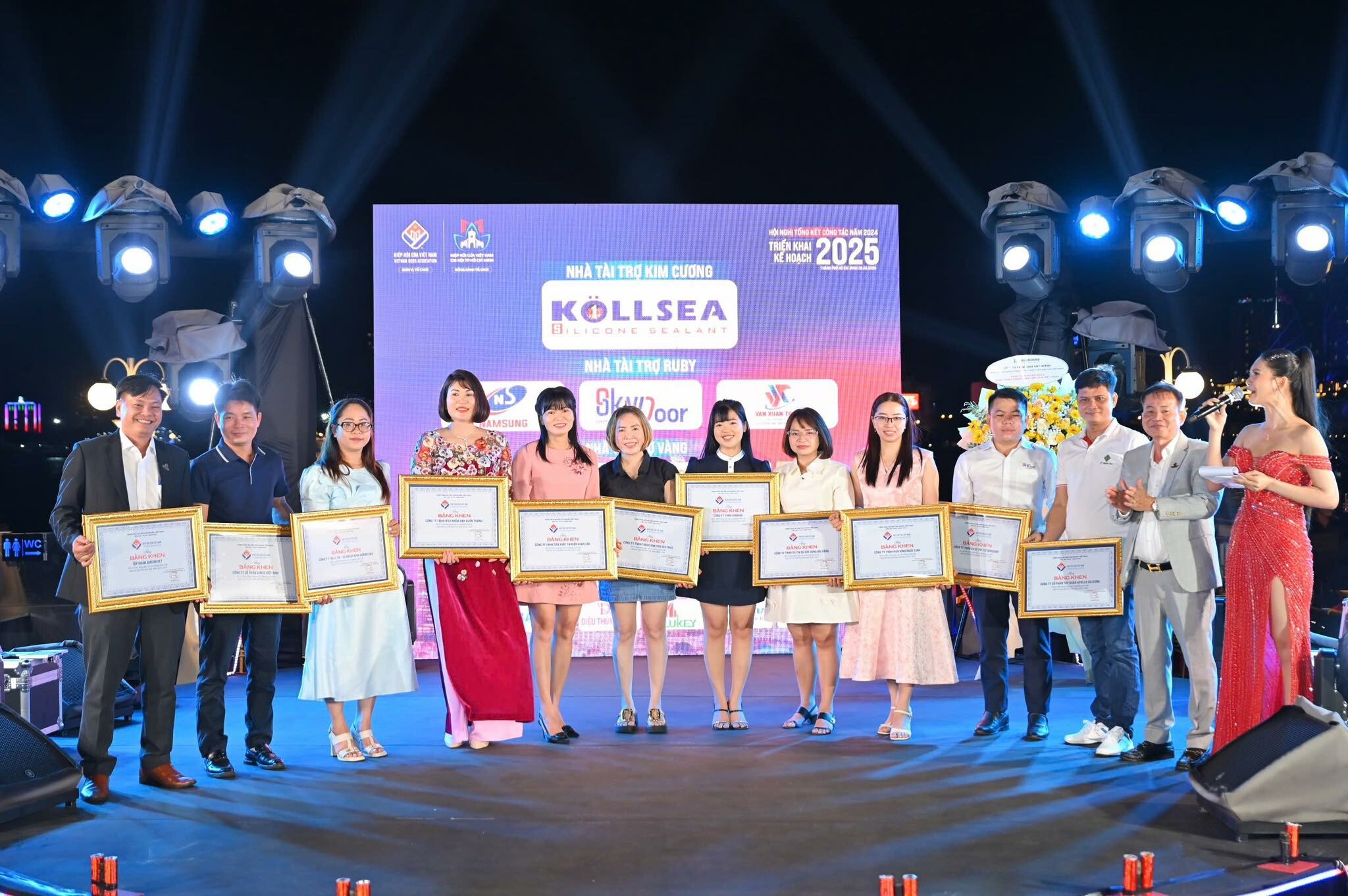 Nhôm Vạn Xuân Thành 10