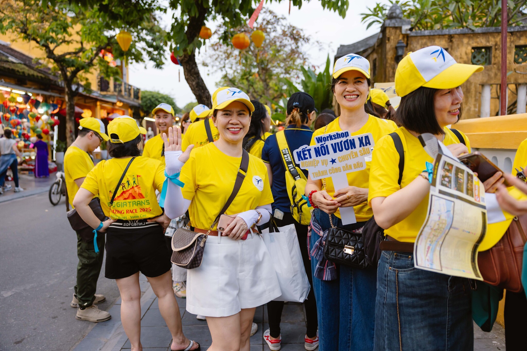 Thương Mại Dịch Vụ Du Lịch Bảo Gia Trần 7