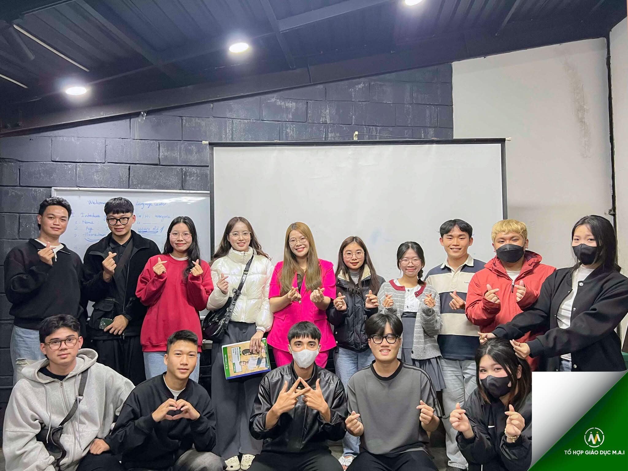 Tổ Hợp Giáo Dục M.a.i 1