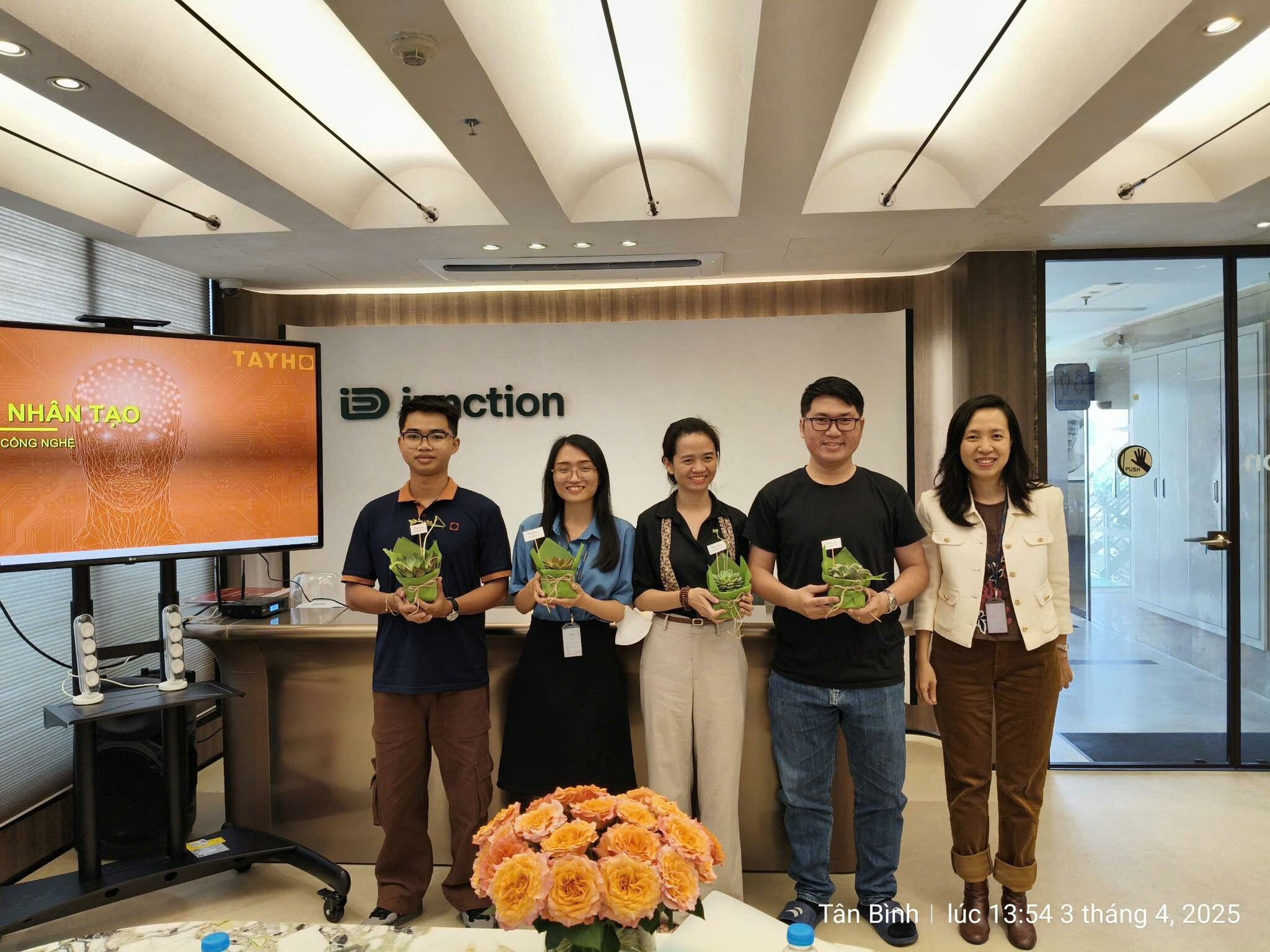 Xây Dựng Tây Hồ 11