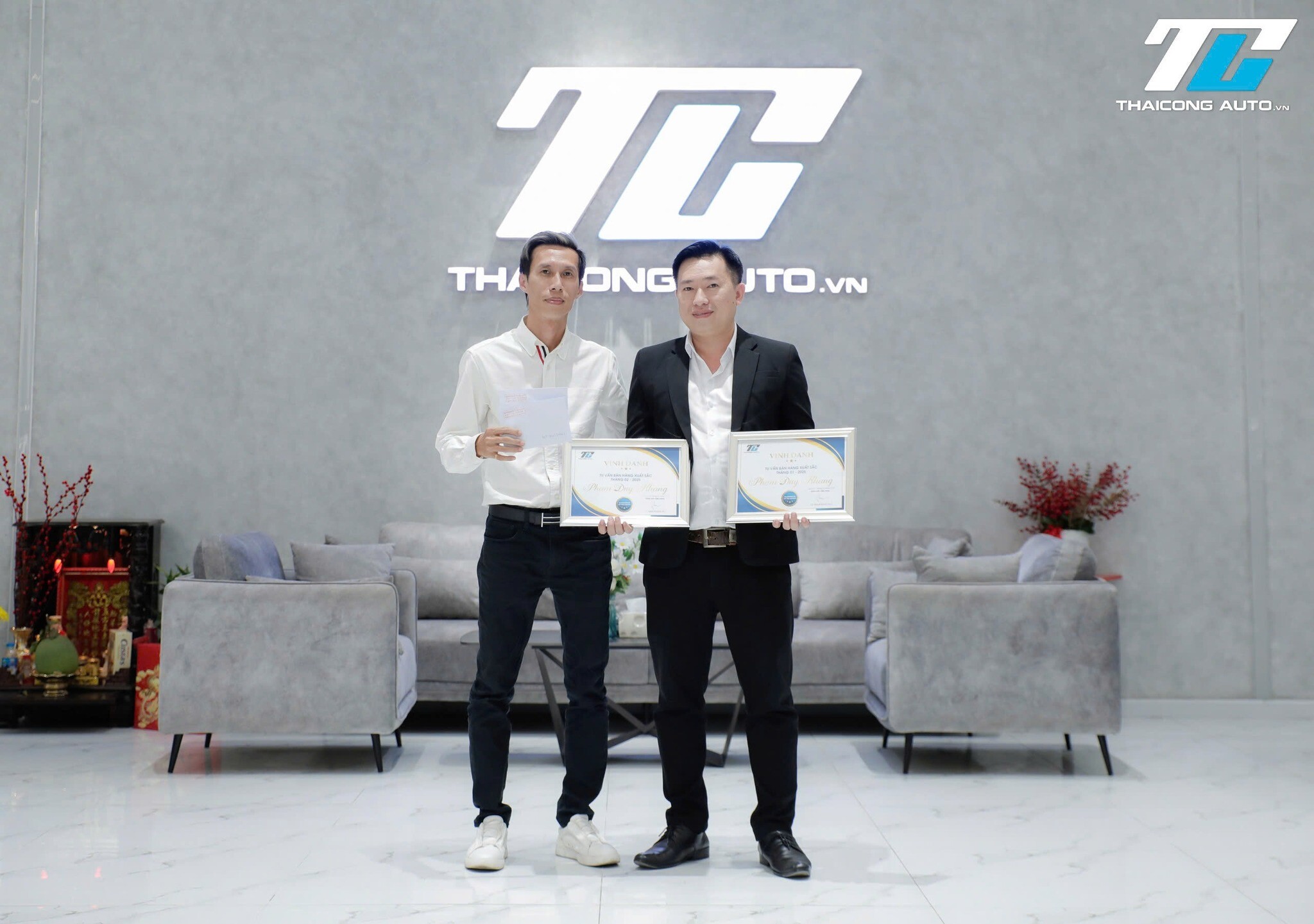 SHOWROOM THÁI CÔNG AUTO 3