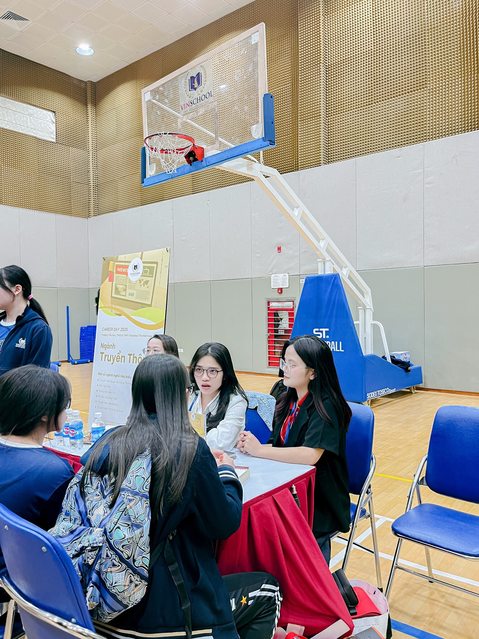 Dịch vụ và đào tạo Minh Đức - Trung Tâm Ngoại ngữ SOFL 2