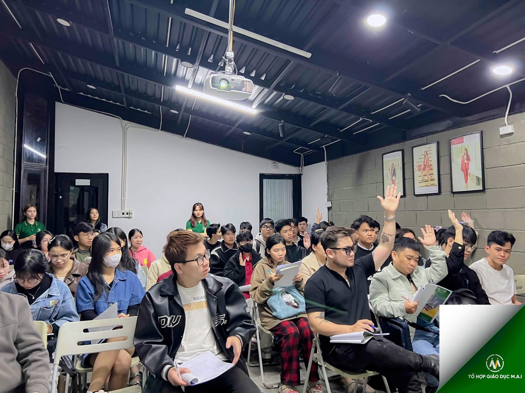 Tổ Hợp Giáo Dục M.a.i 5