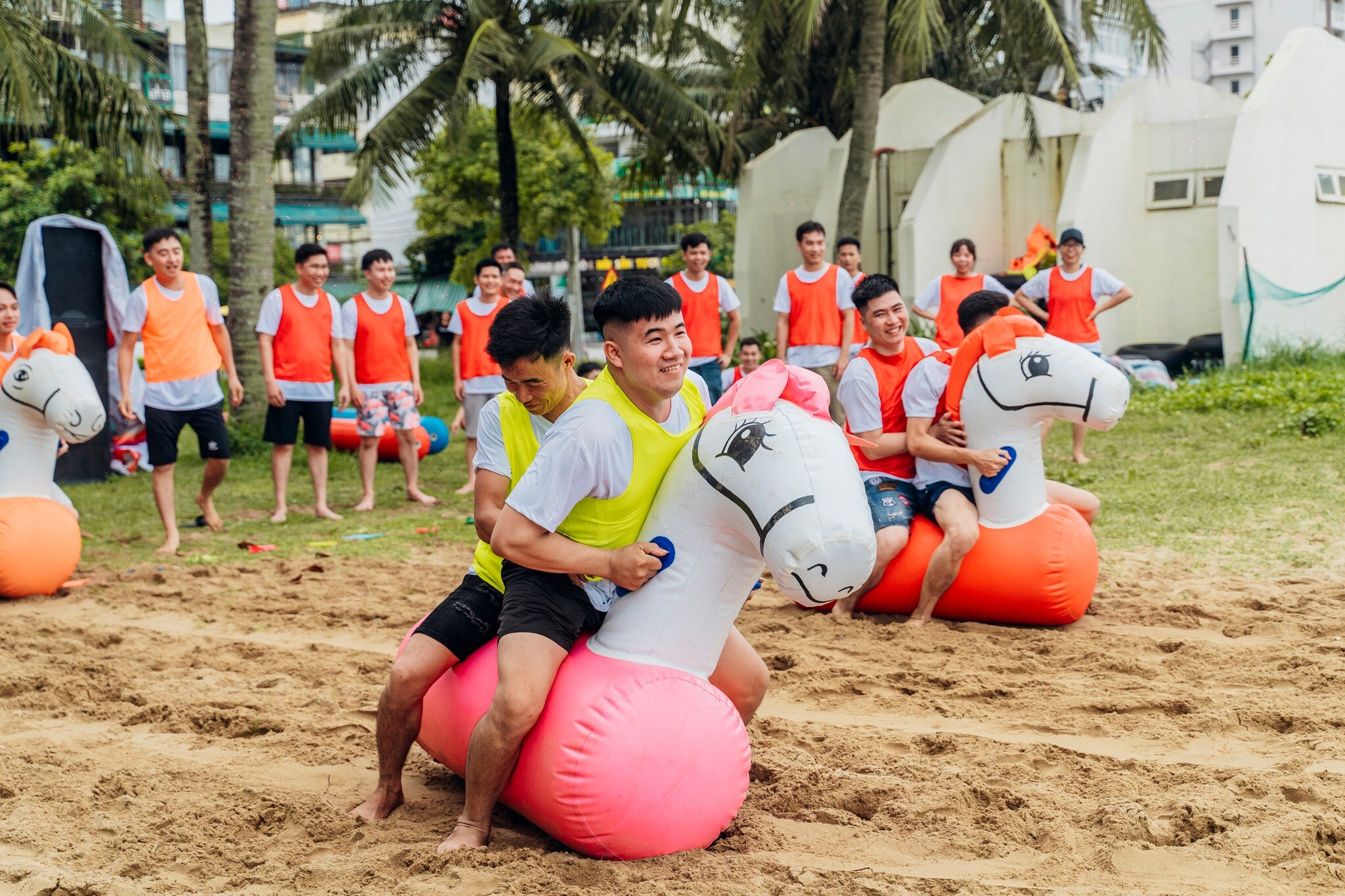 TẬP ĐOÀN MAZTECH 11