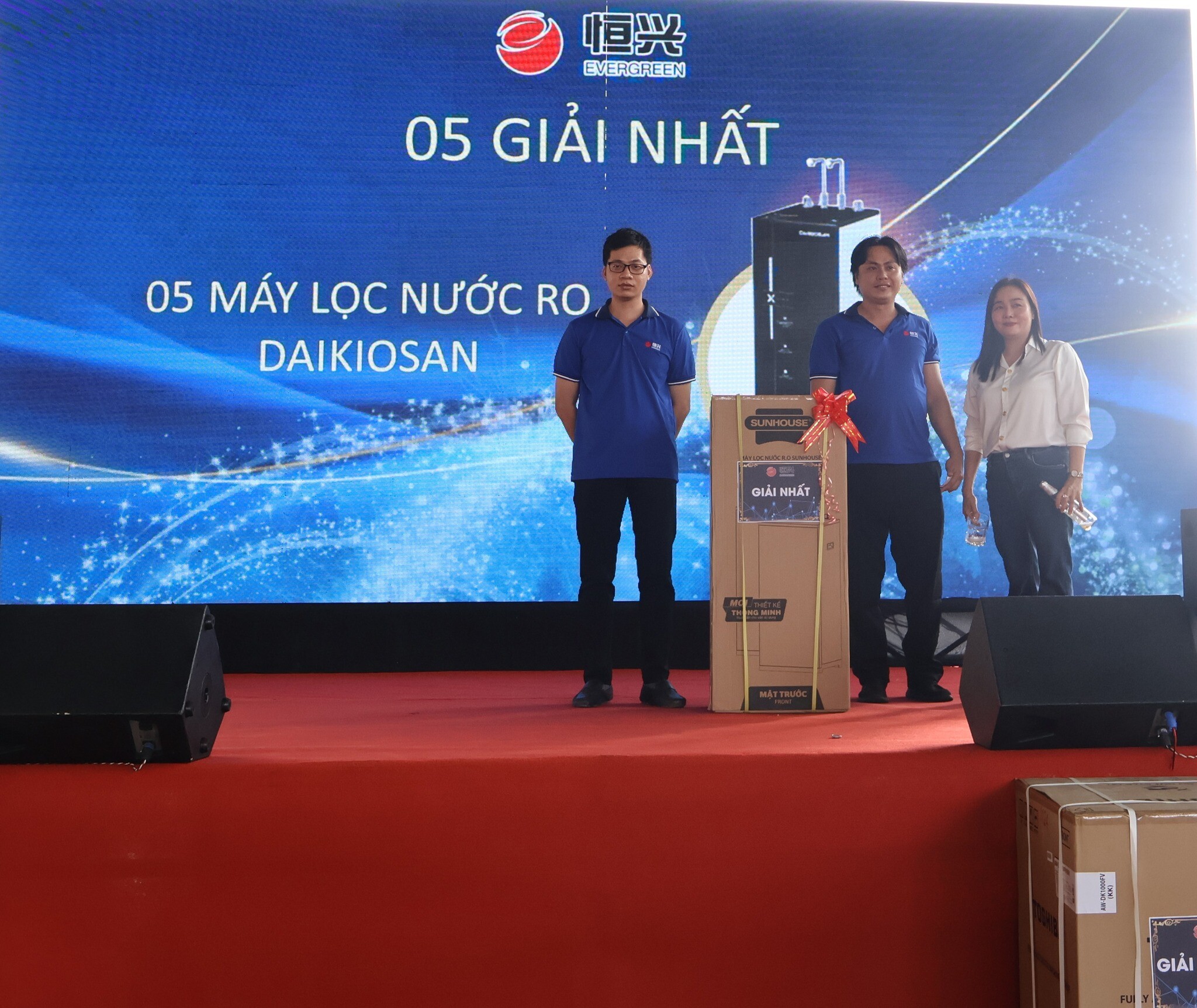 KHOA HỌC VÀ KĨ THUẬT EVERGREEN VIỆT NAM 5