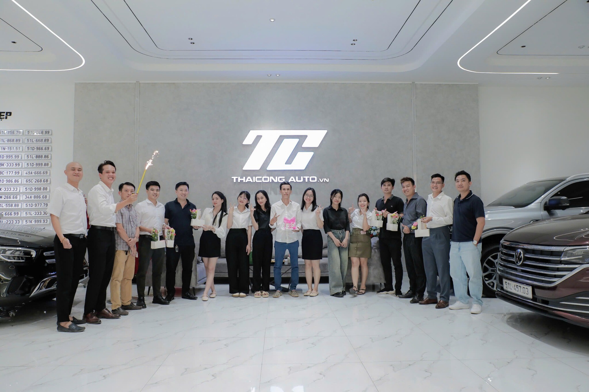 SHOWROOM THÁI CÔNG AUTO 6