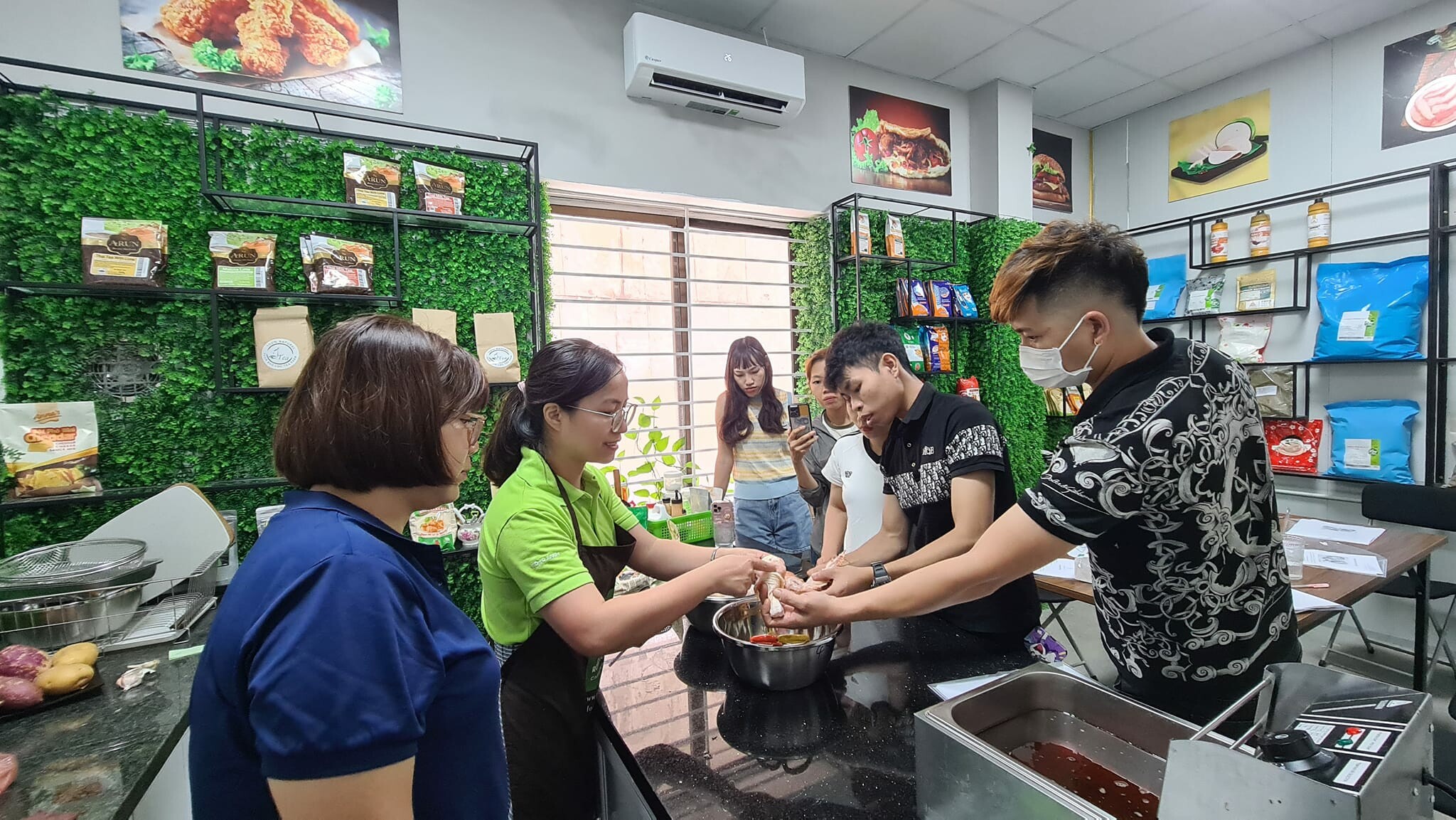 Thực phẩm Rồng Xanh 4