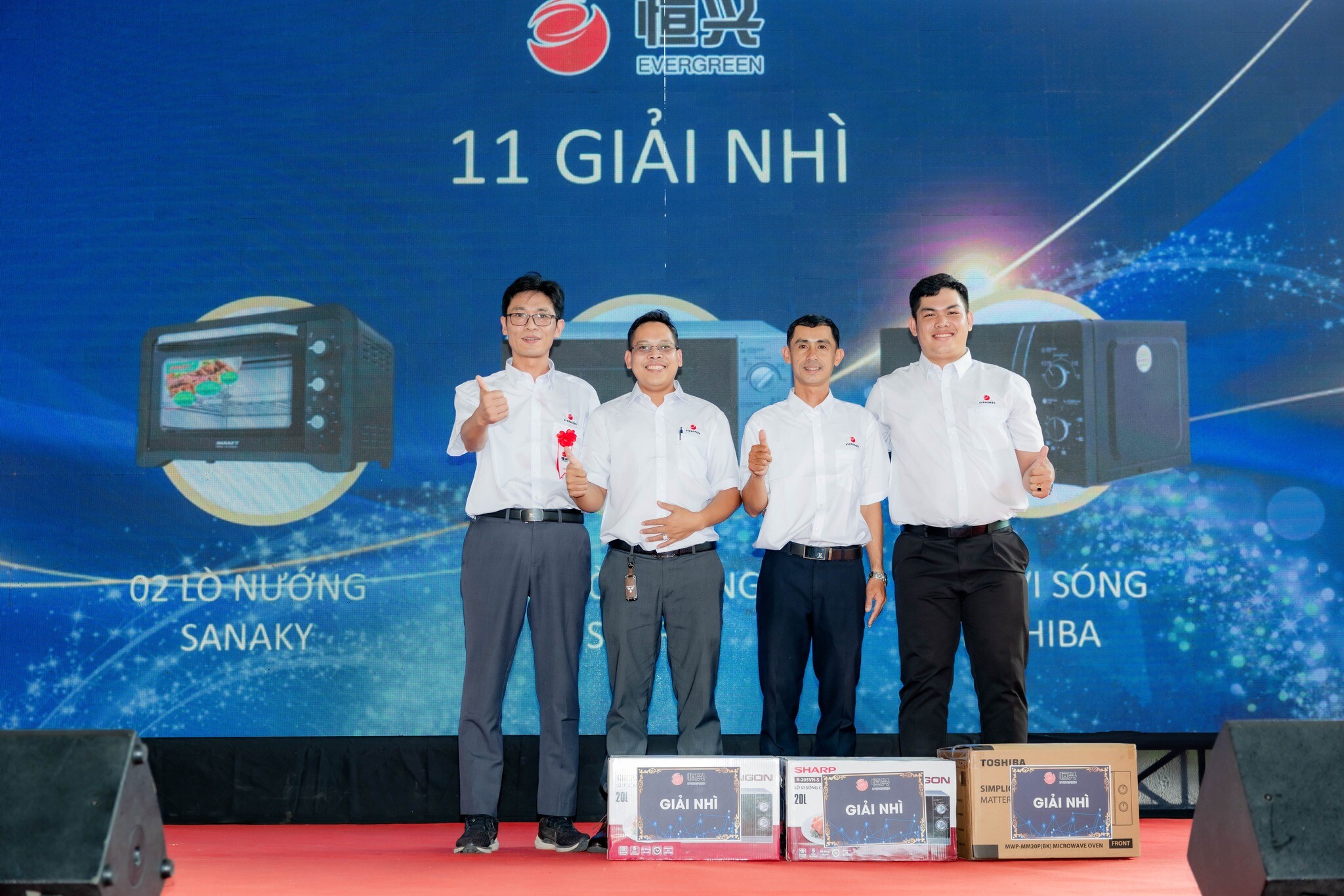 KHOA HỌC VÀ KĨ THUẬT EVERGREEN VIỆT NAM 4